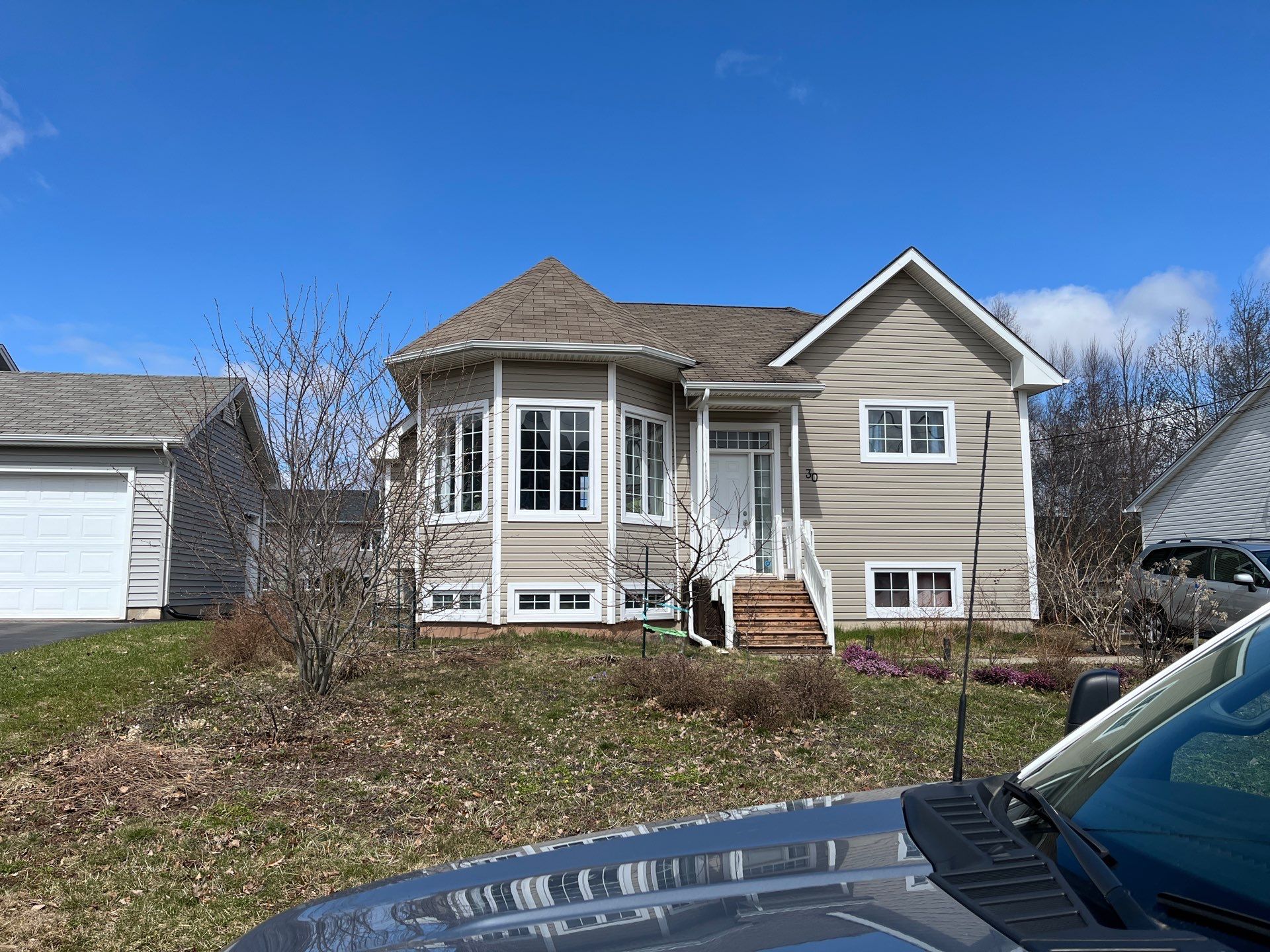 Residential Roofing Installation using Asphalt GAF HDZ by Artisan Roofing & Home Improvements Inc.
