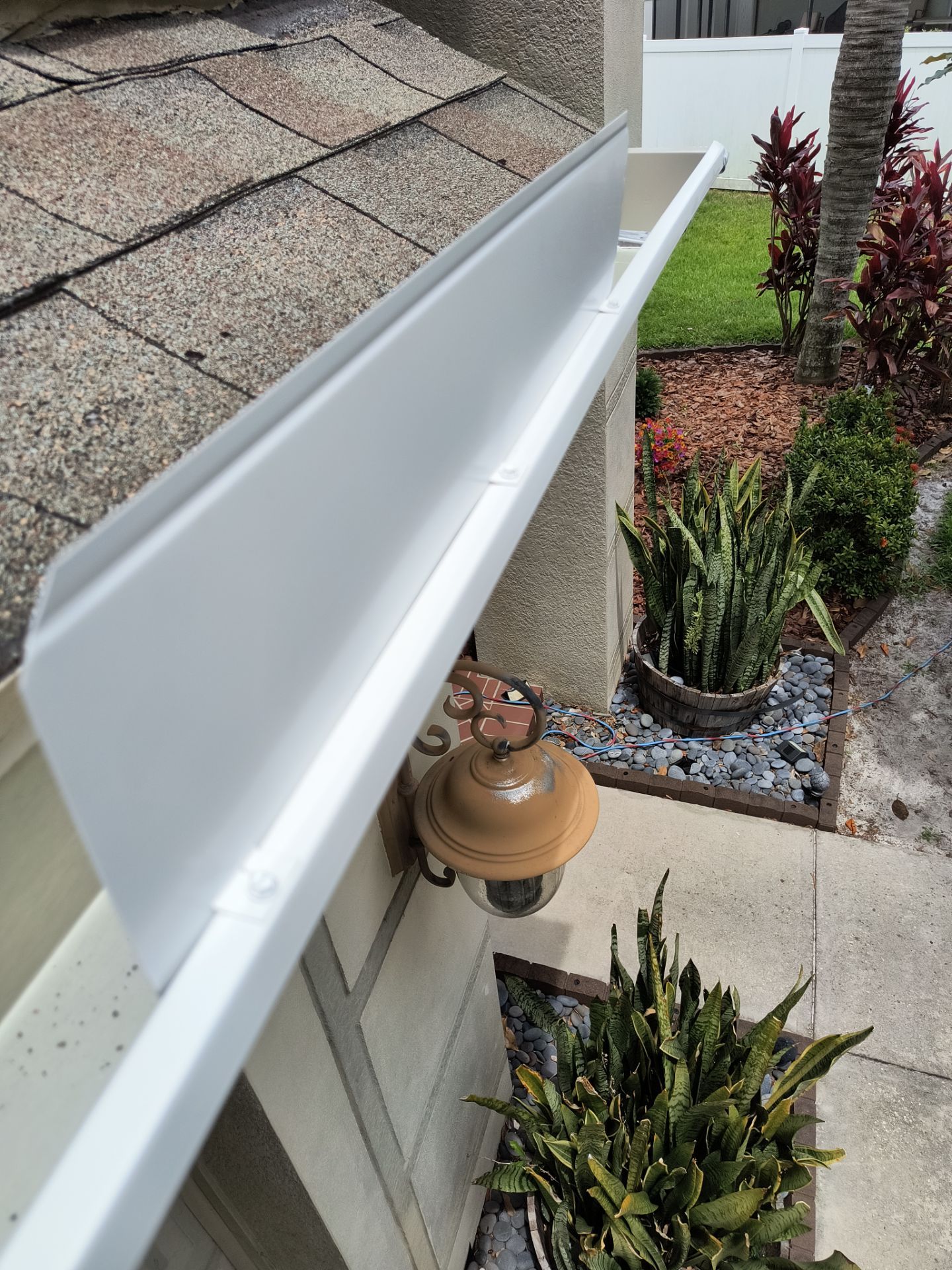 Modern 7-Inch Seamless Gutters for Luxury Homes in Tampa FL by Gutter Professors
