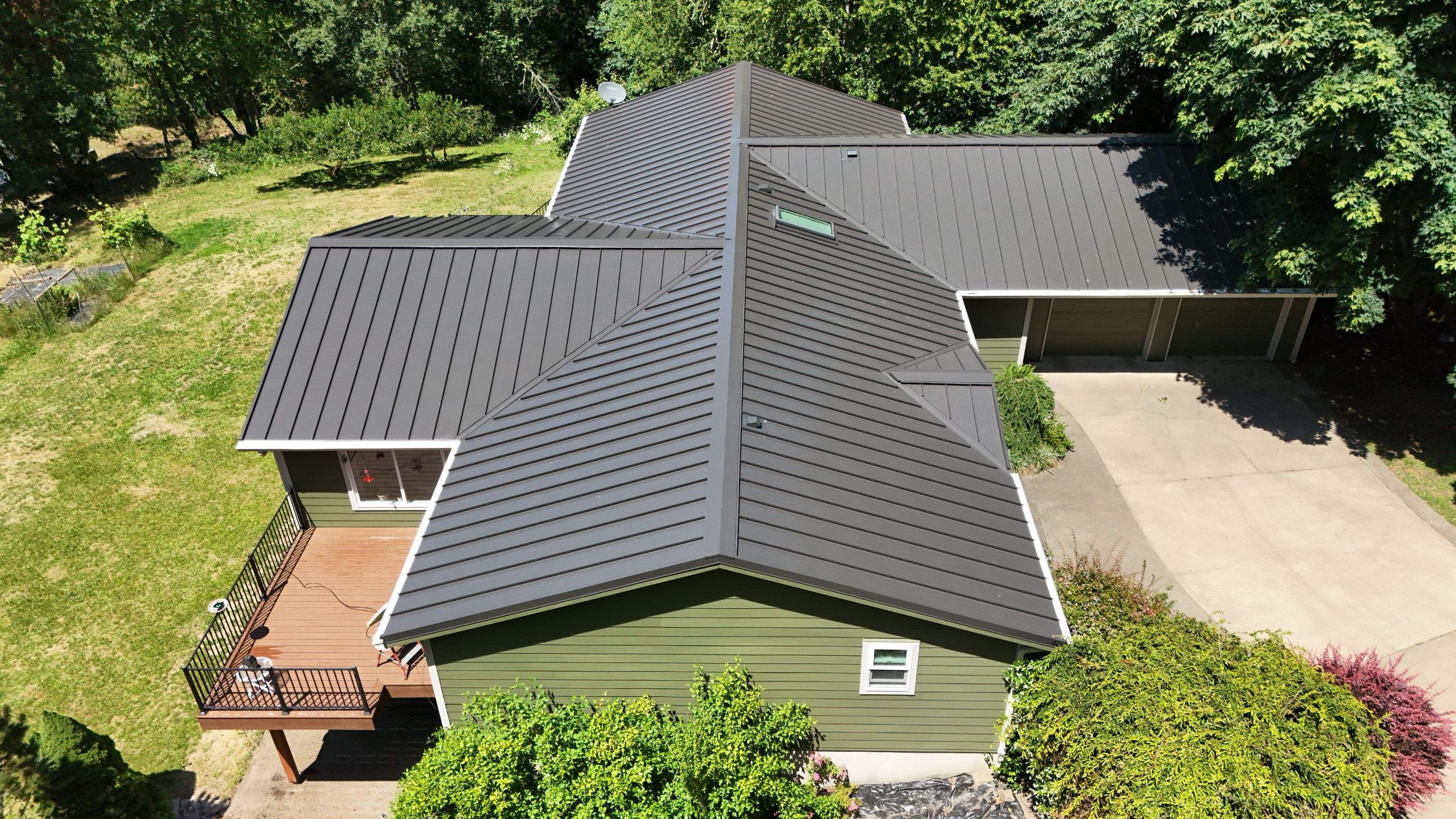 Metal | Roof Replacement in Woodland, WA 98674 by Valiant Roofing, LLC