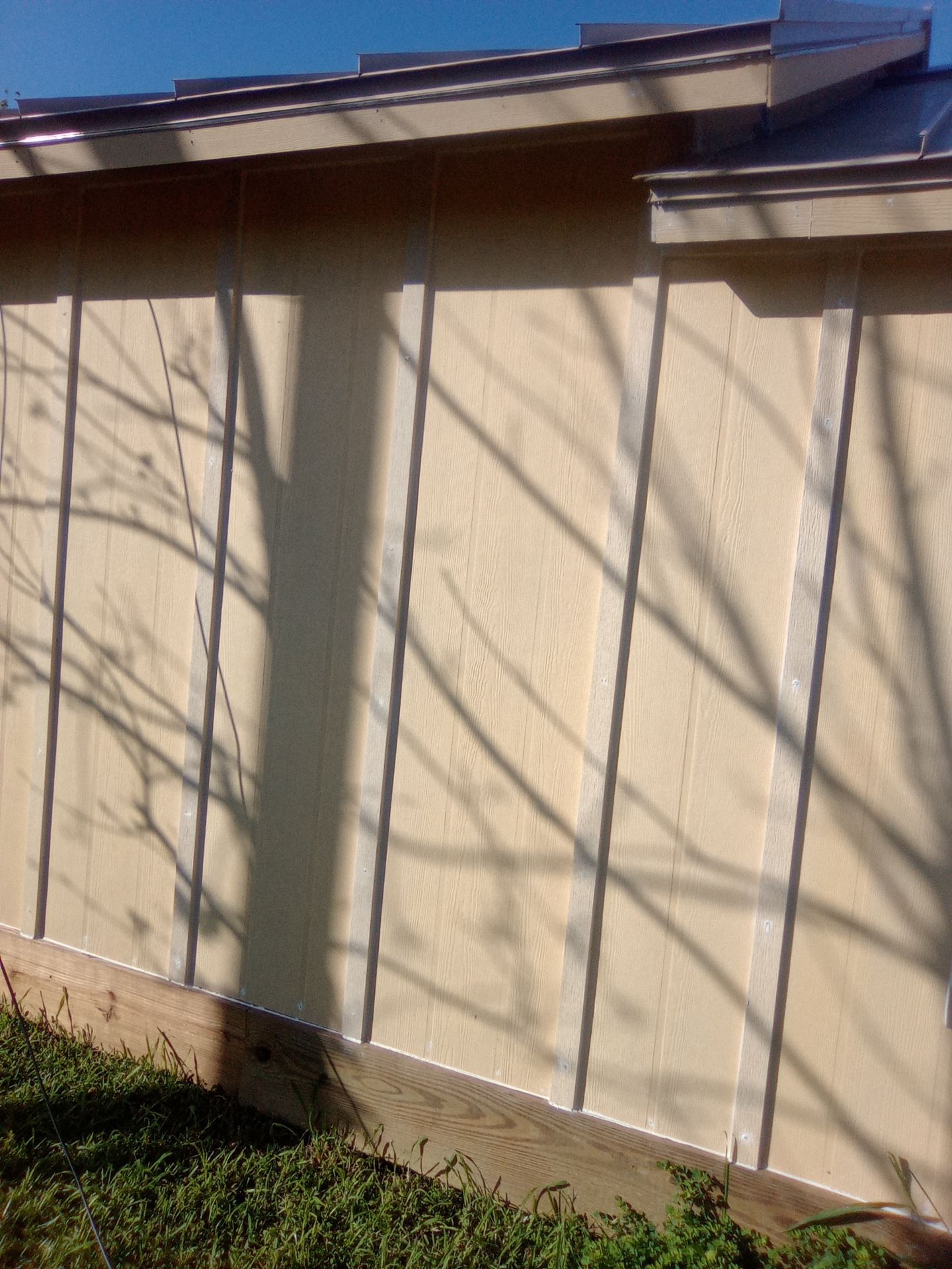 Vinyl to Hardie by Bayfront Roofing and Construction