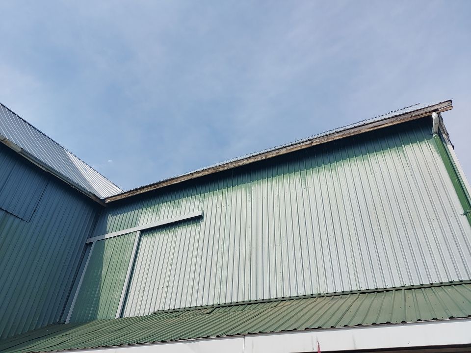 Barn Roof Exposed Fastener Metal Roof using Vicwest UltraVic by Jay Carter Roofing & Sheet Metal