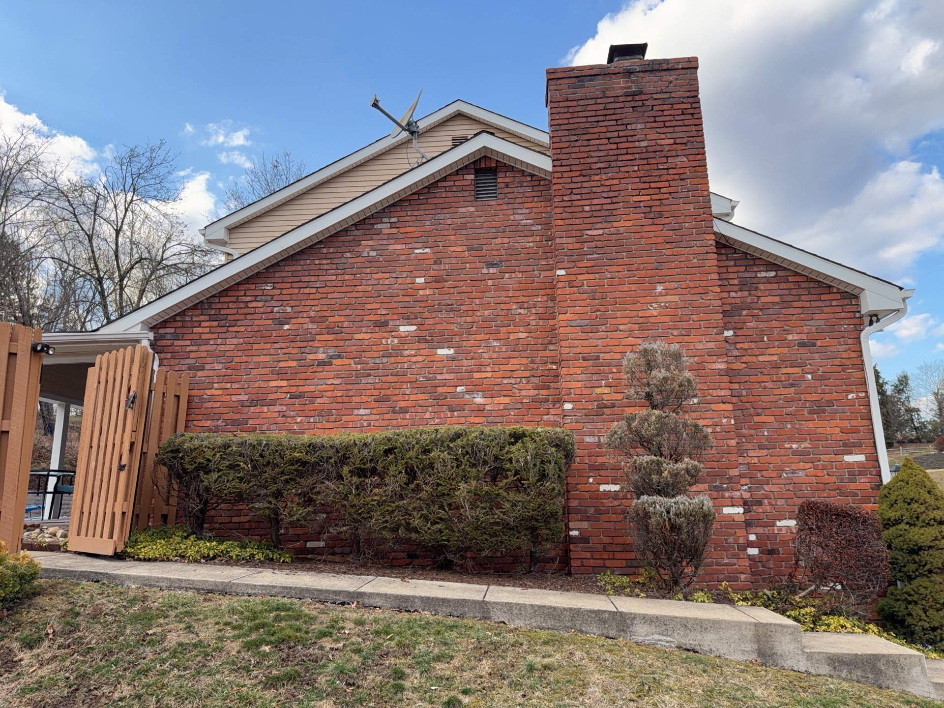James Hardie in Iron Gray  by Ideal Siding Pittsburgh