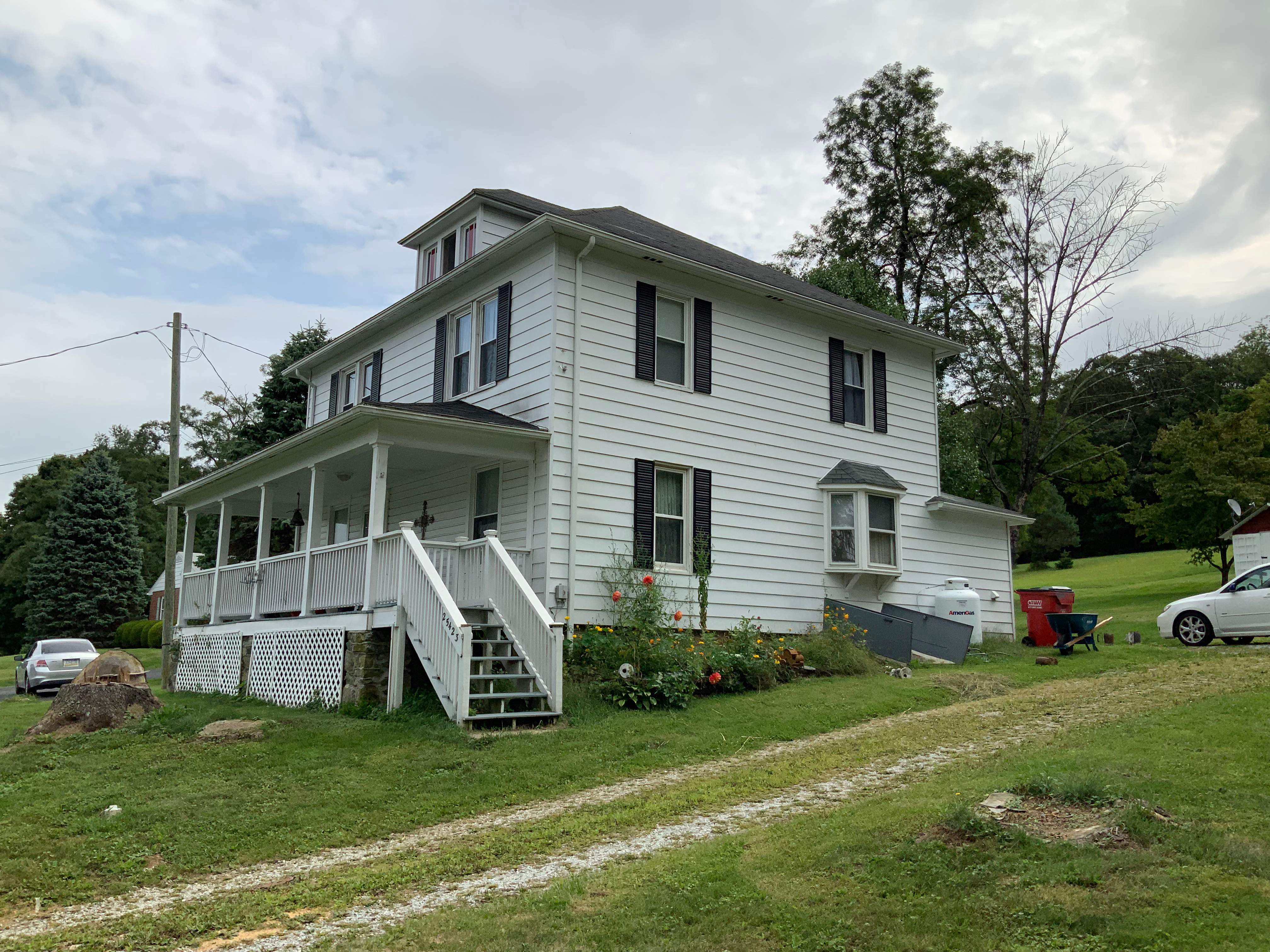 Residential Roofing Installation using Max Def Resawn Shake by Alpha Design Services
