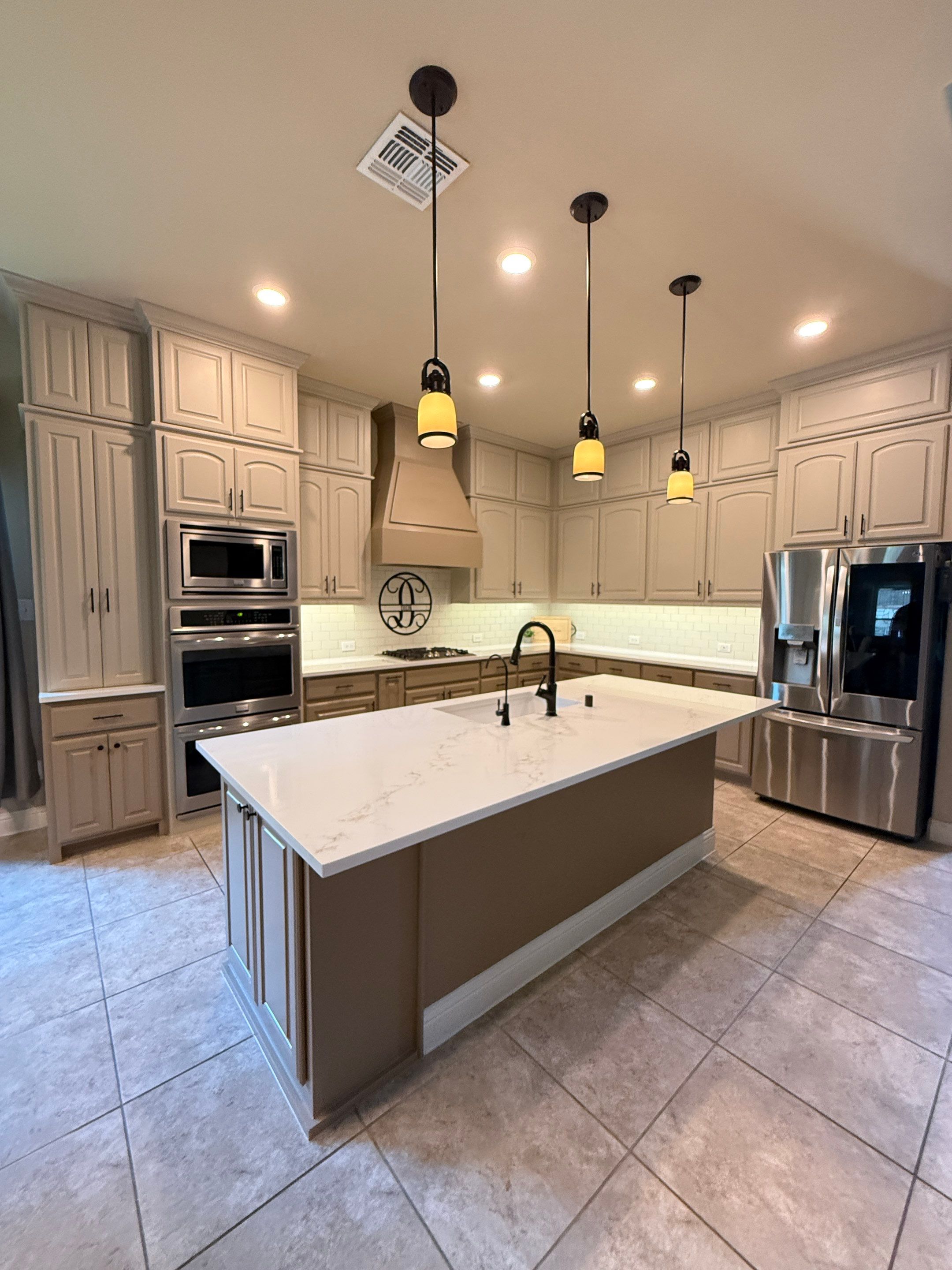 Kitchen & Primary Bath Remodel- McKinney, TX by C3 Custom Builds