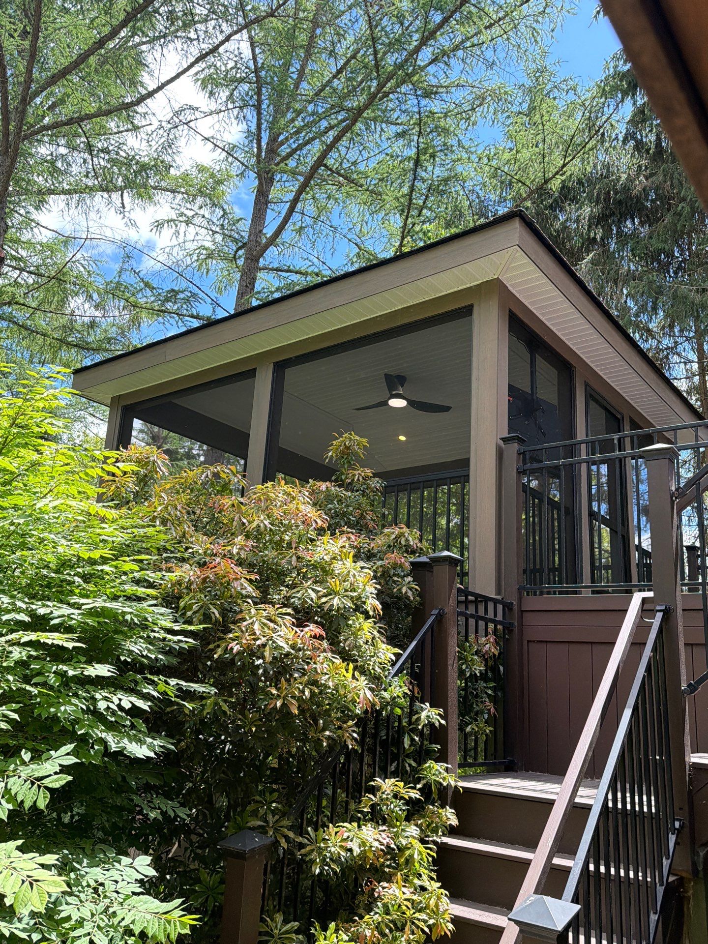 New Deck With a Screened In Porch In Mendham, New Jersey by deck guardian