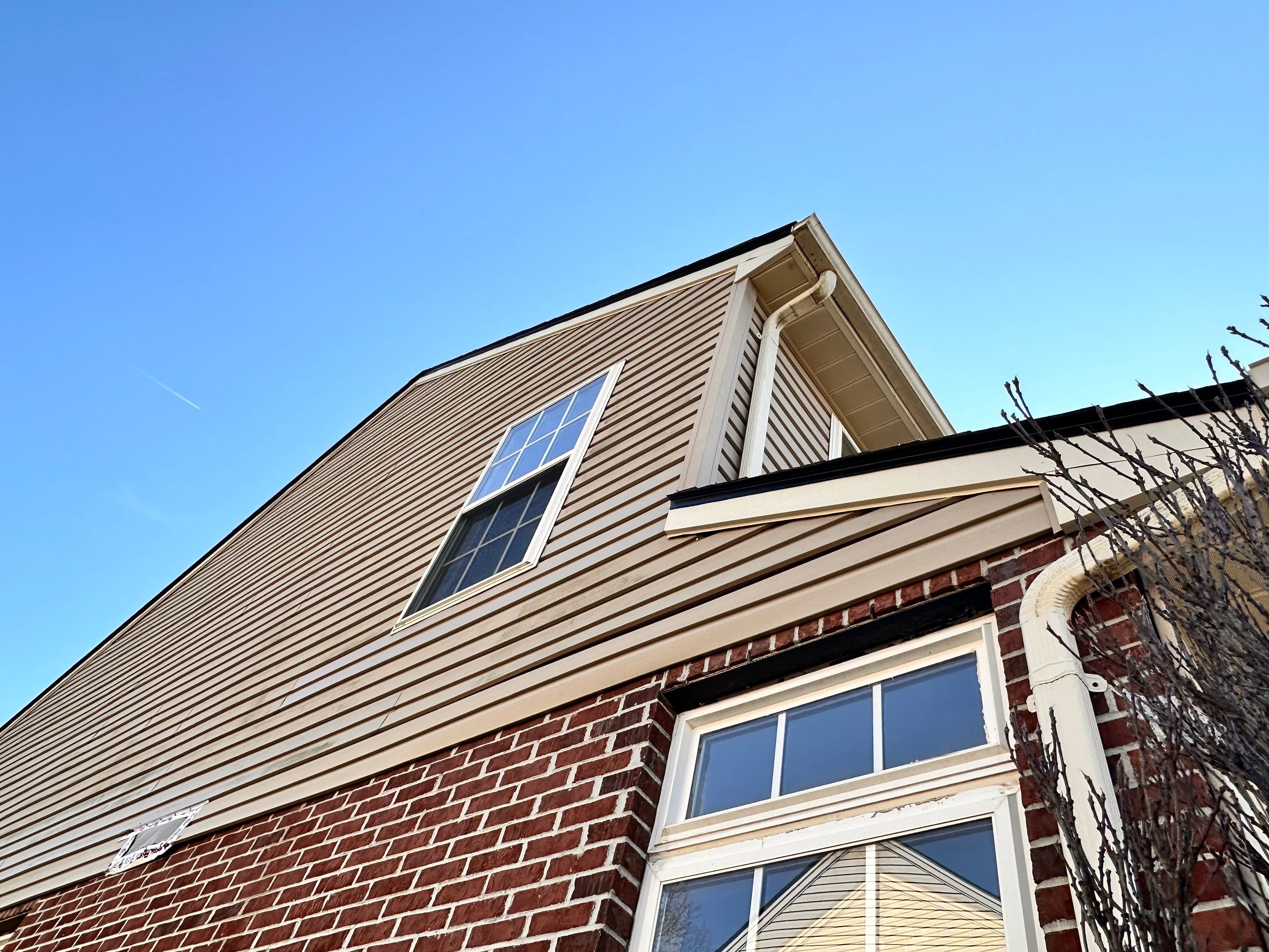 Roofing & Siding  by Tamlin Roofing