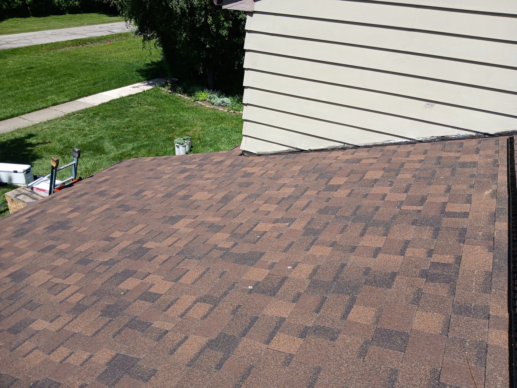 Roof Replacement using Owens Corning Tru Definitions by 180 Contractors
