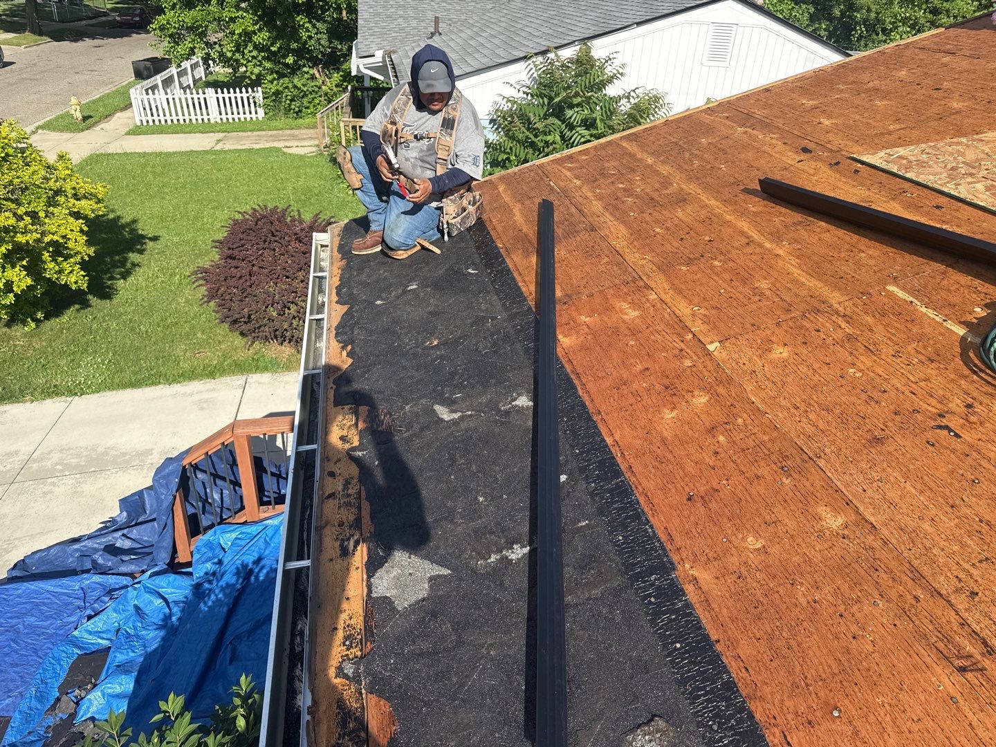 Roof Replacement using Owens Corning Tru Definitions by 180 Contractors