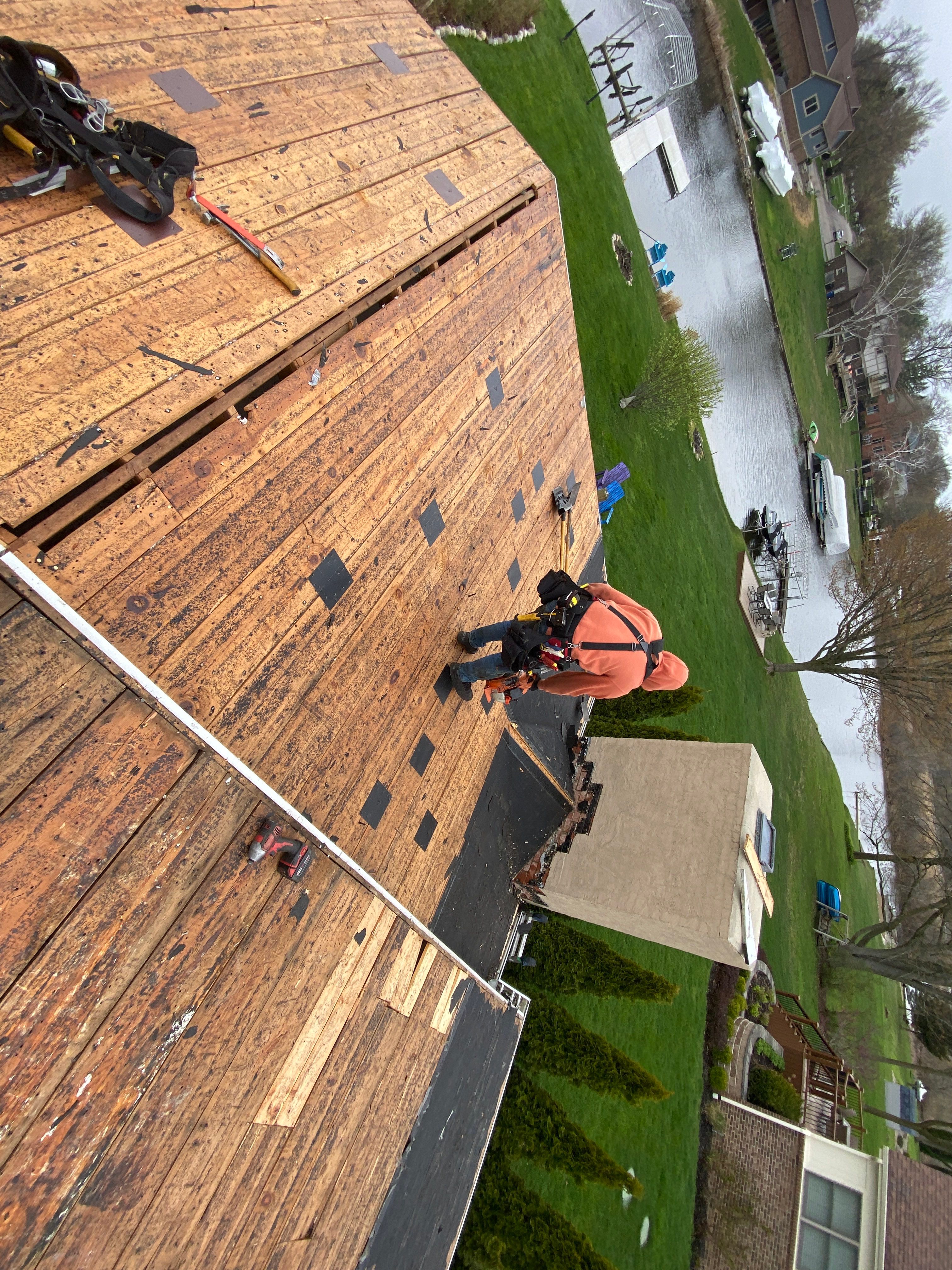 Roof Replacement using CertainTeed Landmark by 180 Contractors