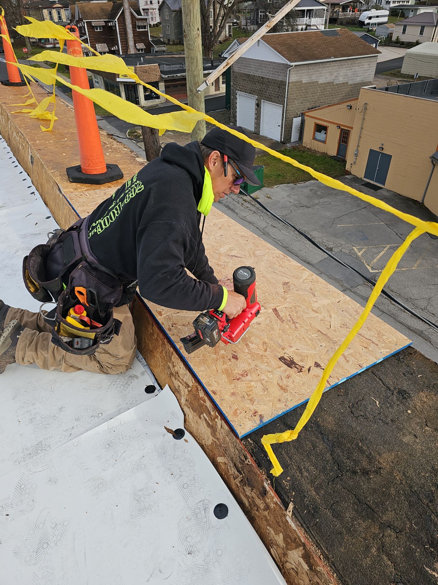 Western Auto  by 768 ROOF, LLC.