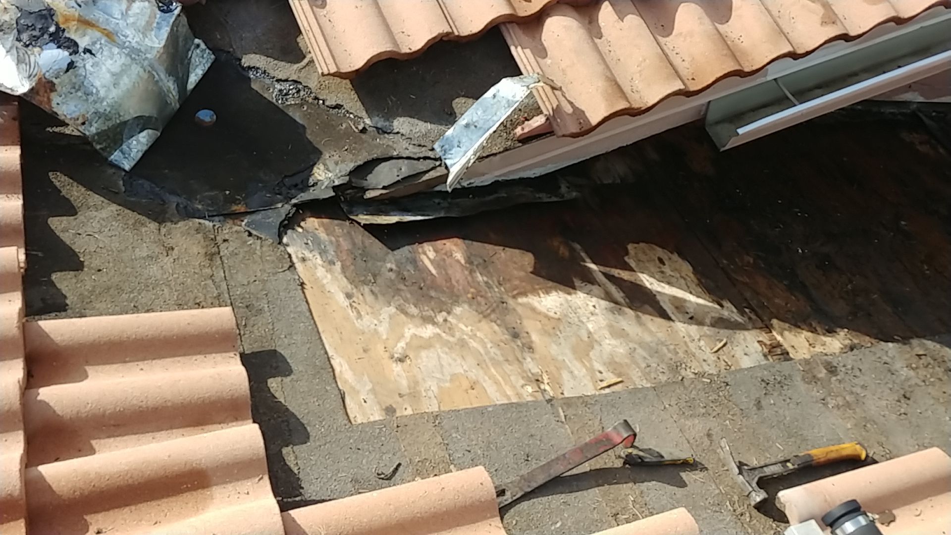 Concrete Tile Roof Repair using Concrete Roof Tile by Aastro Roofing