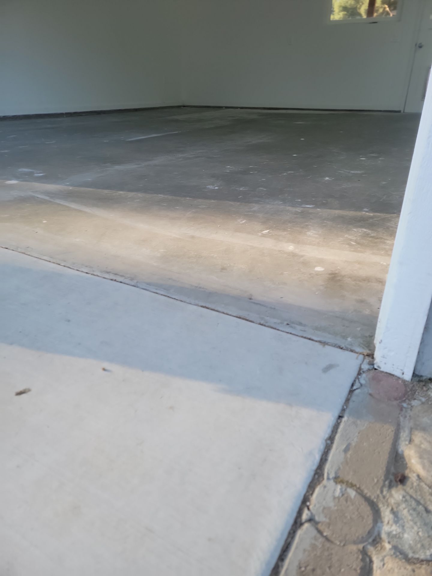 Look at that Garage!! by MGP Coatings