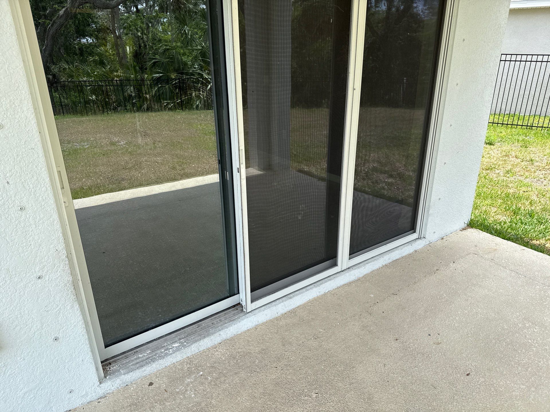 Full Exterior Concrete and Detail Cleaning – Silverstone North, Palmetto, FL by Sunshine AquaWash