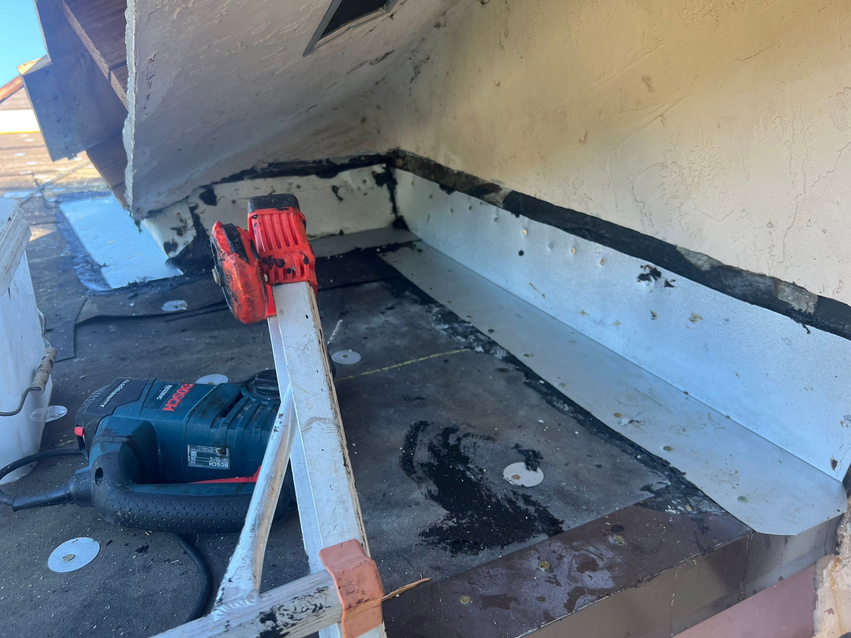 Peppertree Circle West, Davie, FL by G&J Roofing 