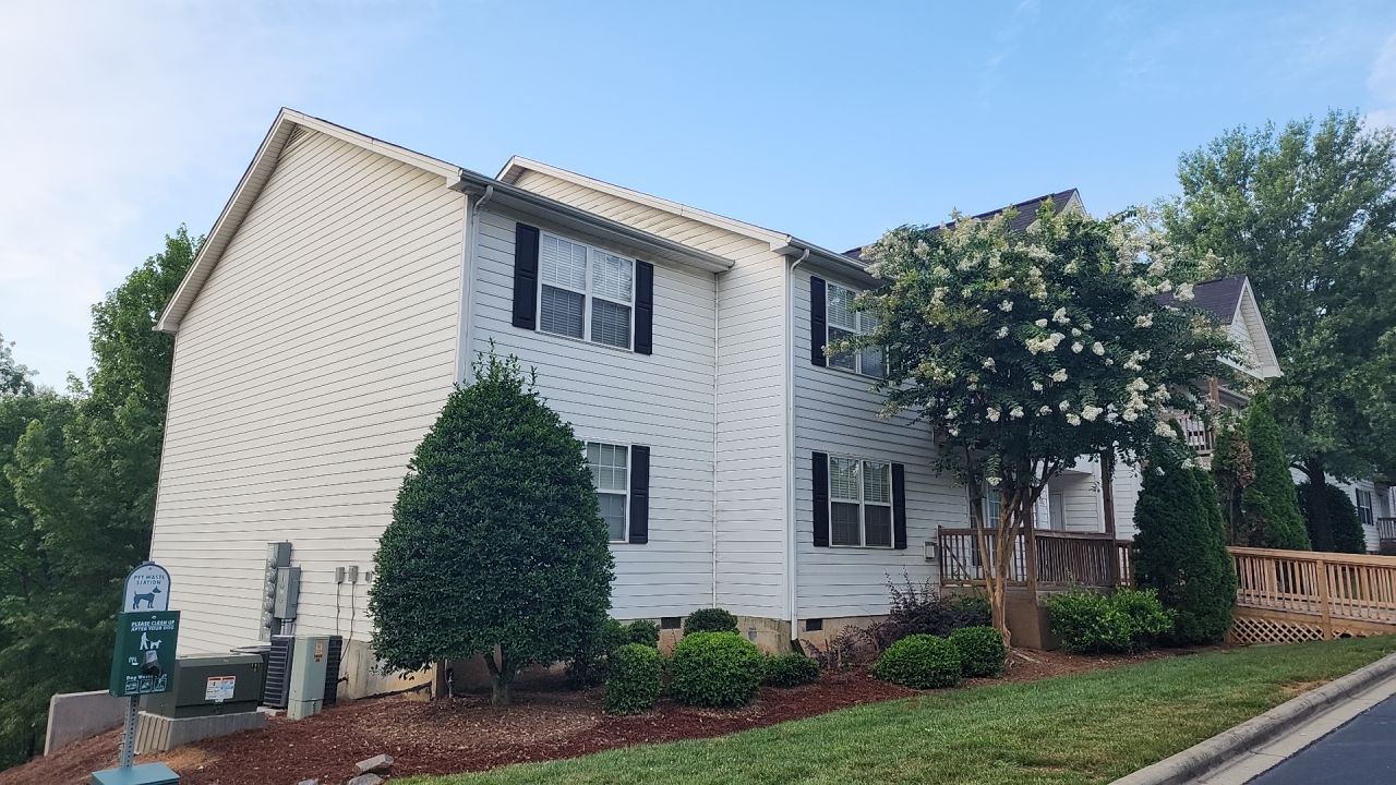 Appartment cleaning by G&H Home Tech Pros LLC