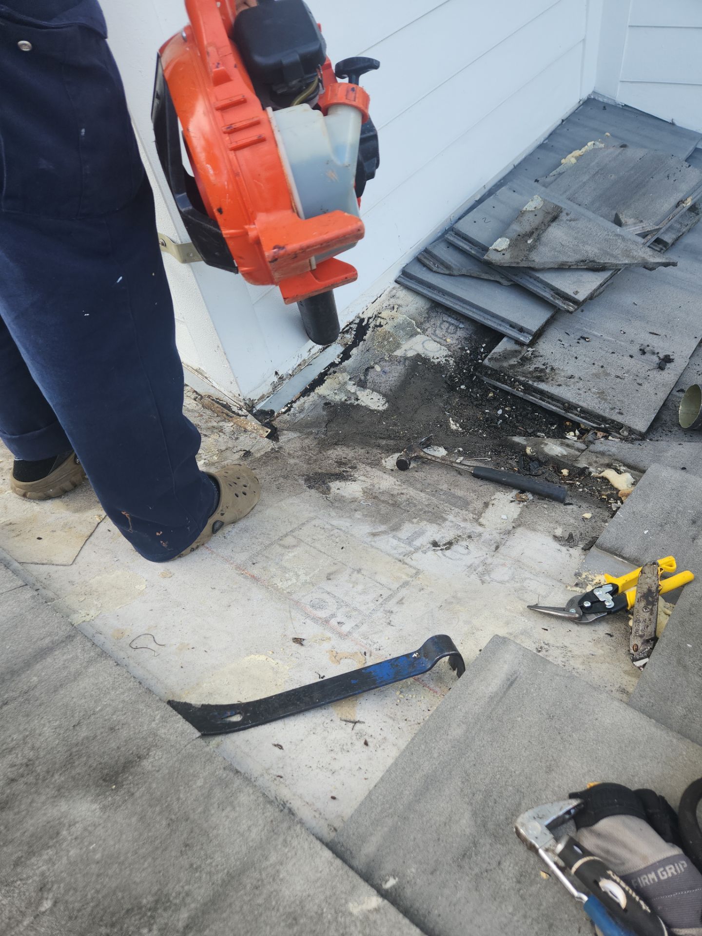 Tile Roof Repair in West Palm Beach – Expert Leak Detection & Precision Repairs by Aastro Roofing