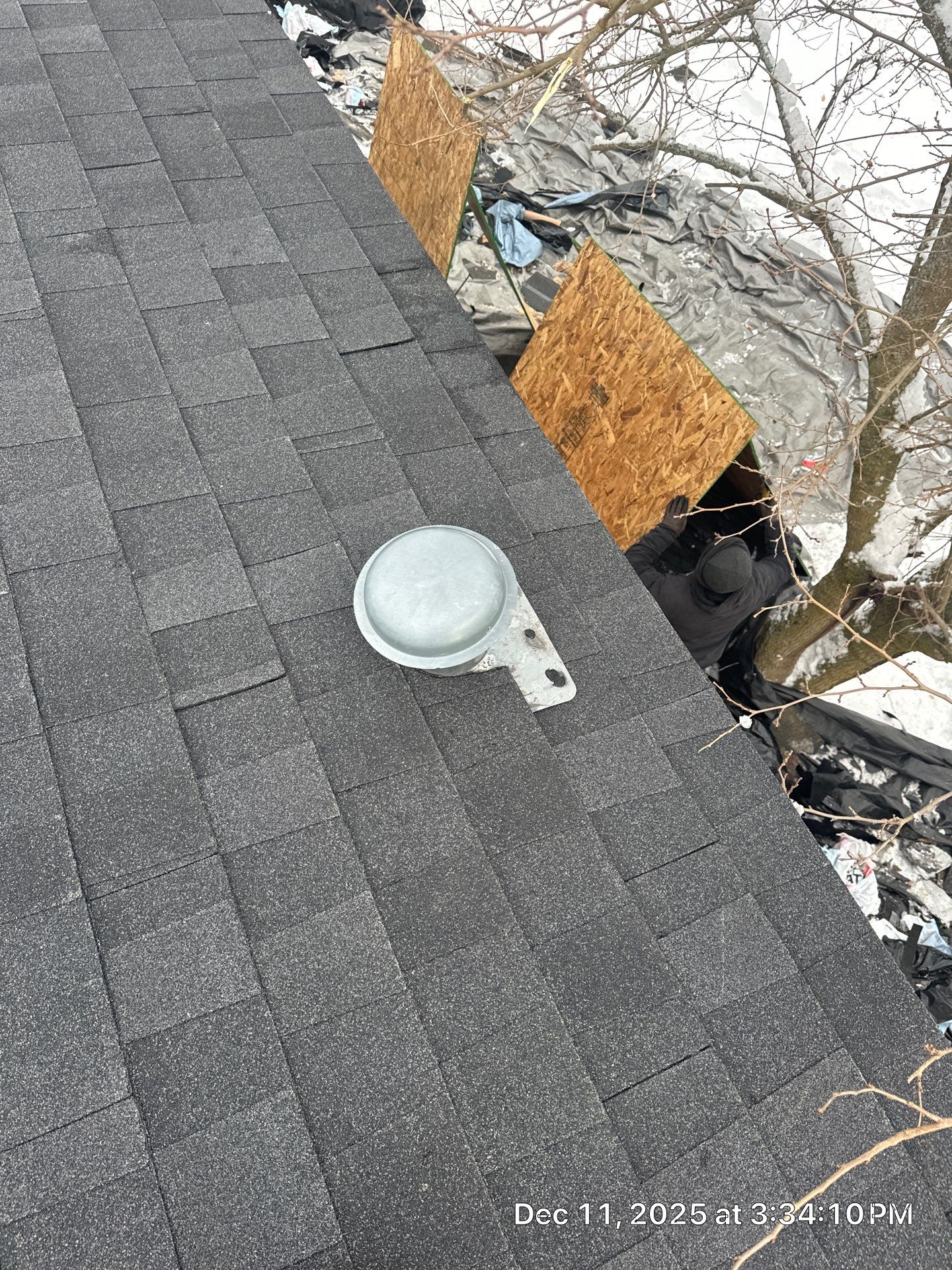 7384 Old Hickory Drive Northeast Belmont, MI 49306 by Veteran Roofing & Exteriors