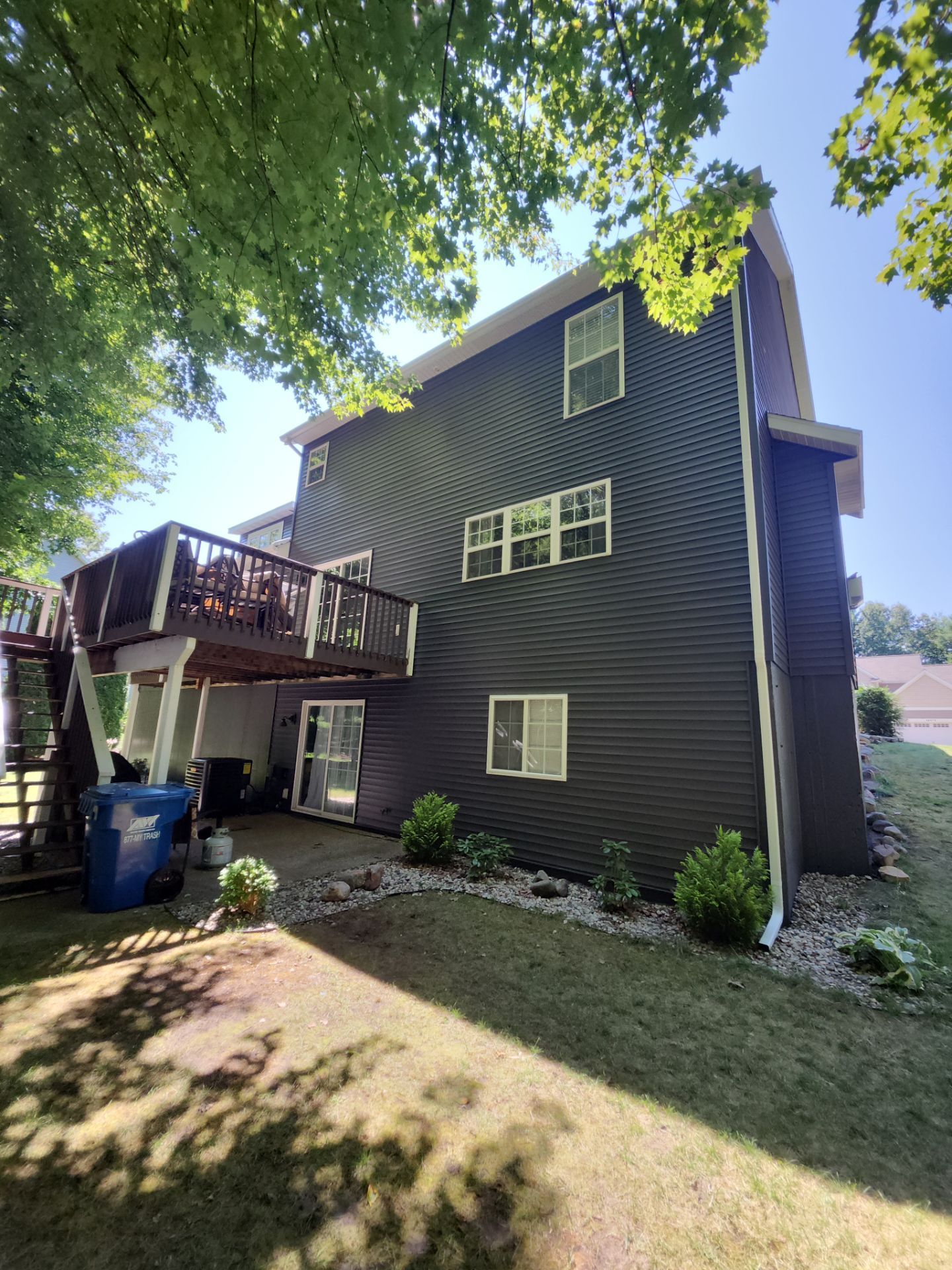 Exterior home painting. by Gordon Painting