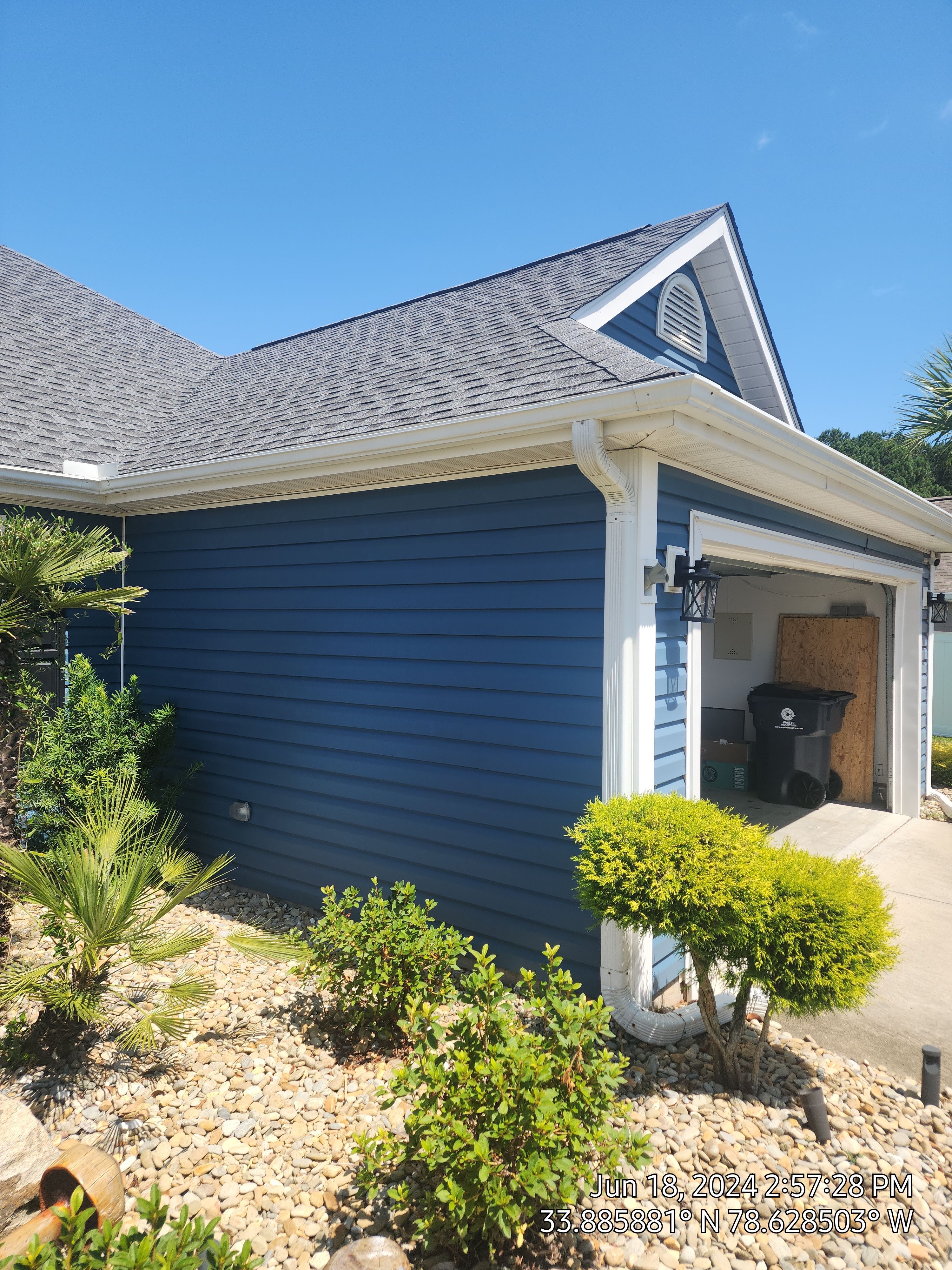 GAF HDZ - Pewter  by Linta Roofing