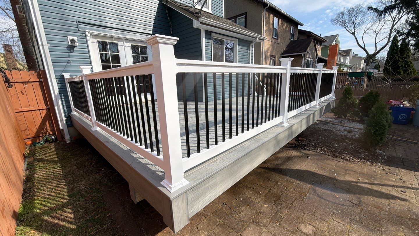 New Deck in Bloomfield, New Jersey by deck guardian
