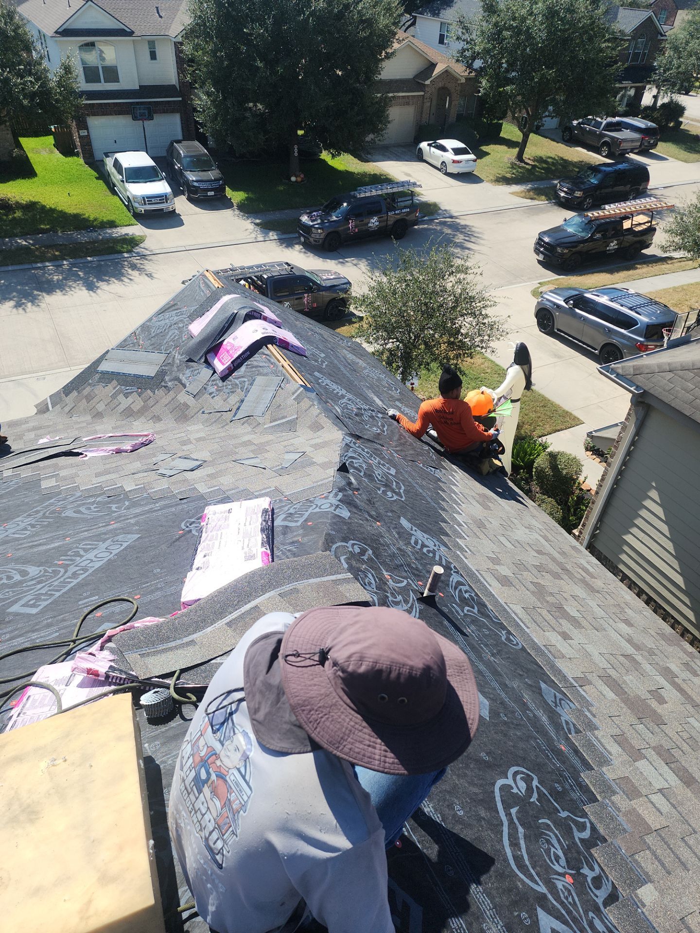 Residential Roofing Installation using Owen's Corning Duration (Lifetime) Shingles by Roof Repair Company