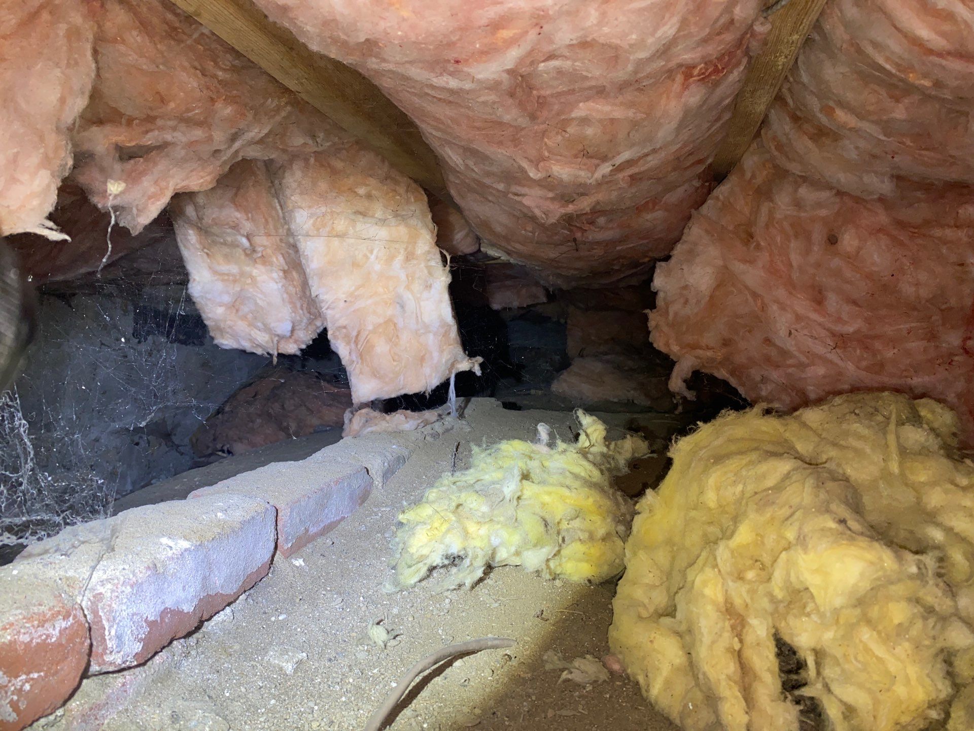 Crawlspace Encapsulation in Glenshaw, PA by Home Environment Solutions