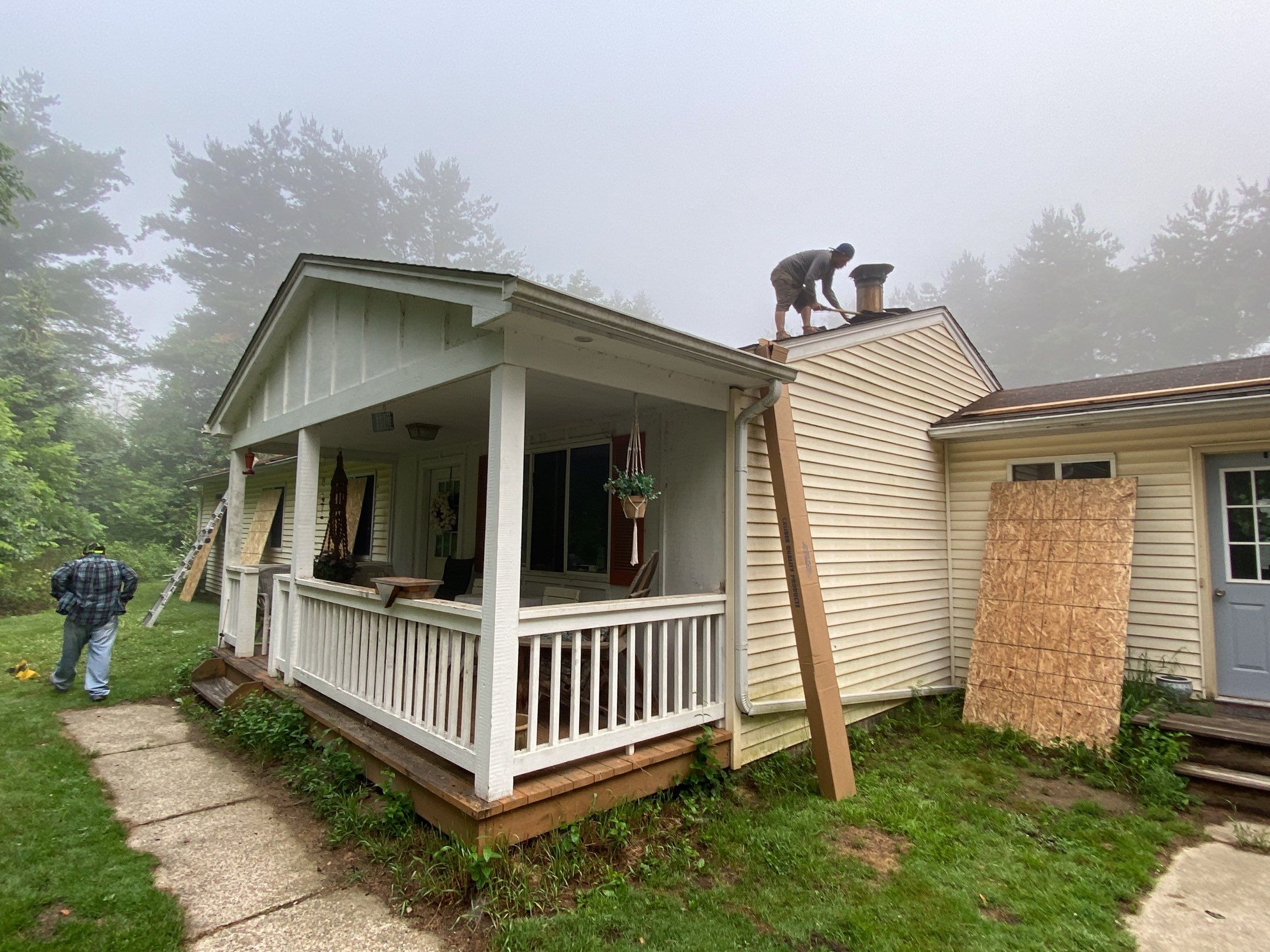 Roof Replacement using CertainTeed Landmark by 180 Contractors