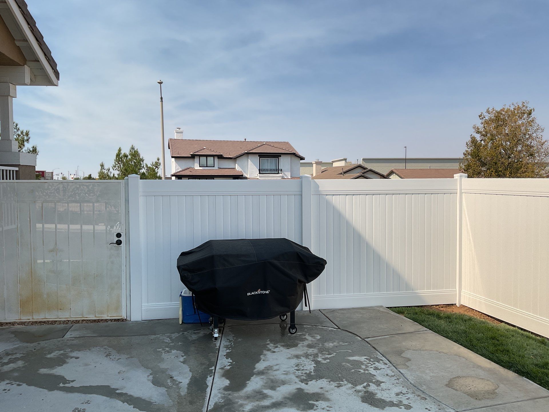Fence Installation using Vinyl by Fence Guys Inc. 