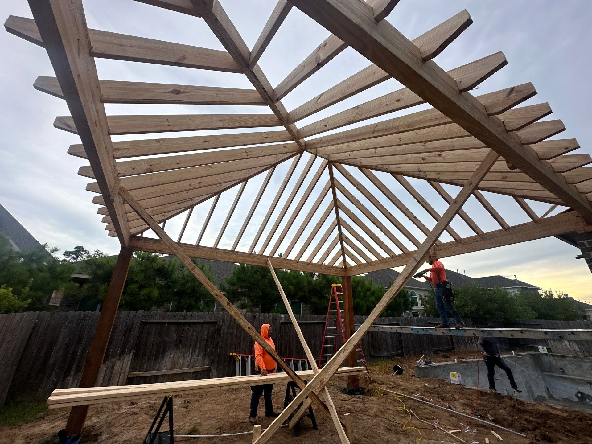 Covered Patio and Summer Kitchen in Spring,  TX by SophAlx LLC