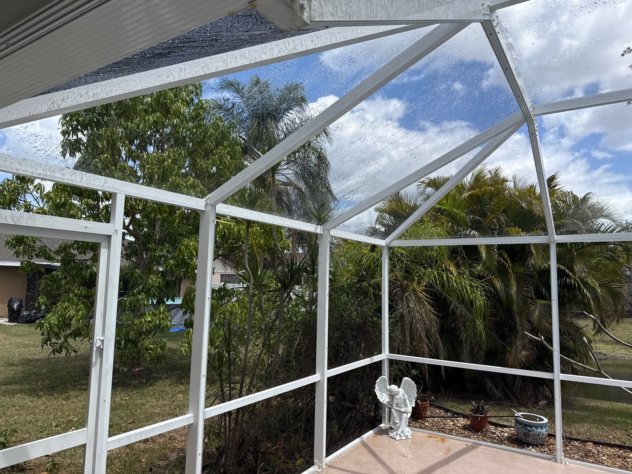 Pool Cage & Painted Pool Deck Cleaning in Sarasota, FL | Soft Wash by Sunshine AquaWash