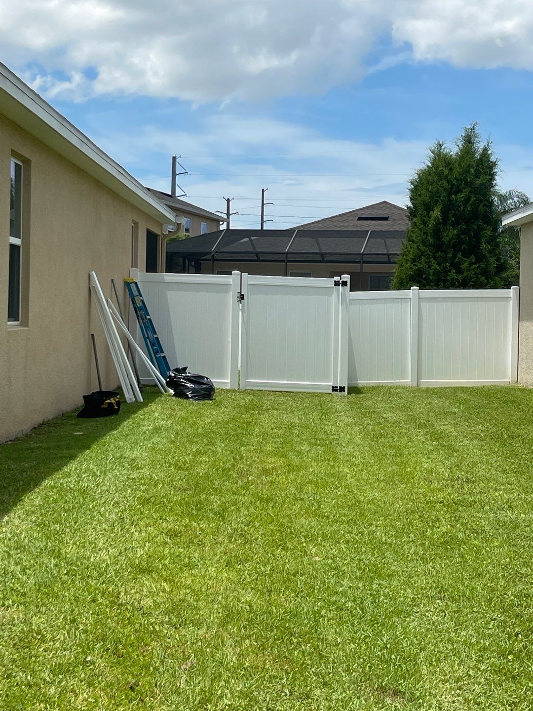 Bradenton, FL Vinyl Fence Installation using Vinyl Privacy Fence  by Asap fence and gates, LLC