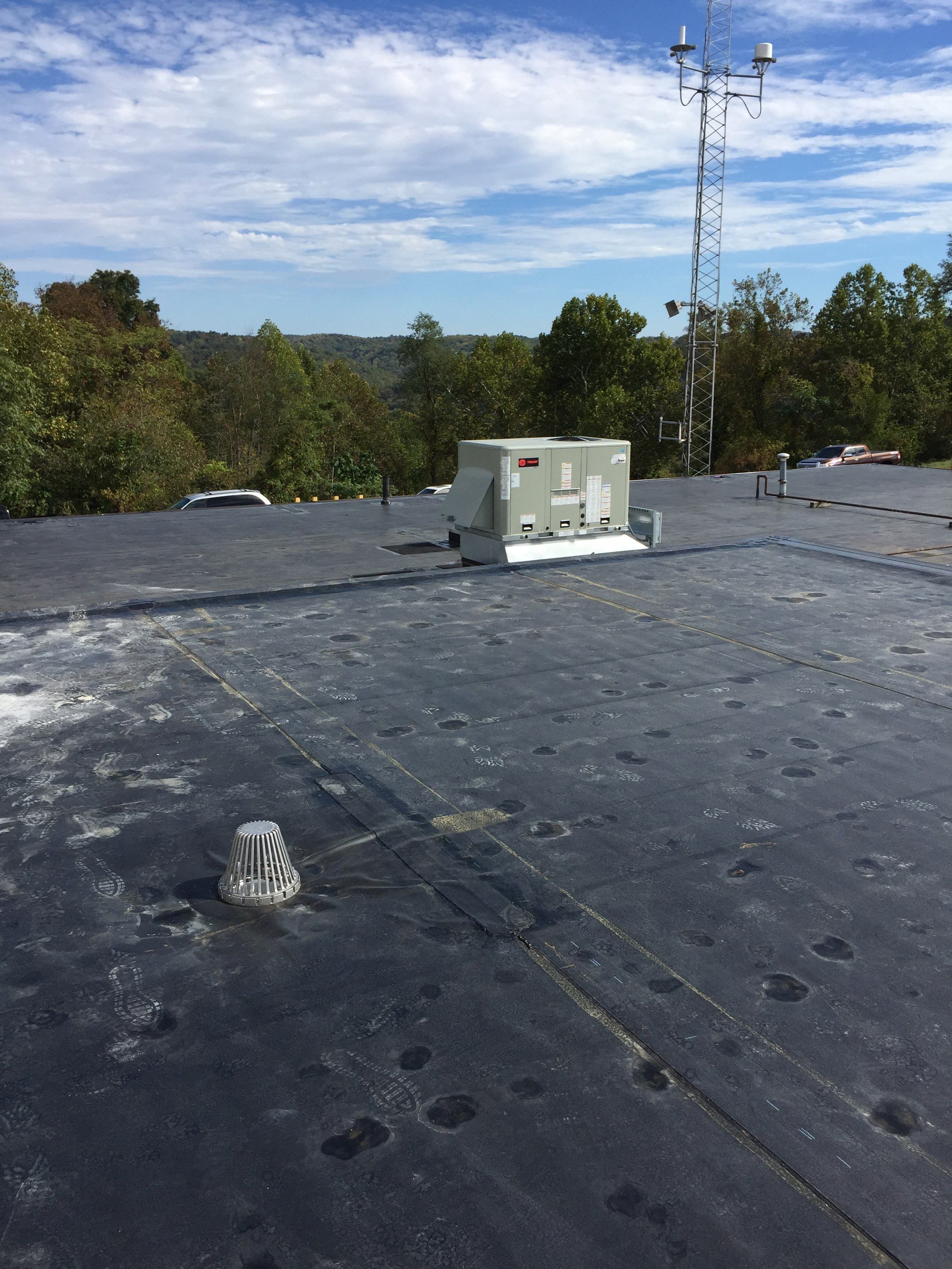 Commercial Rubber Roofing  using Carlisle Rubber Roofing System by Secure Construction Company Inc