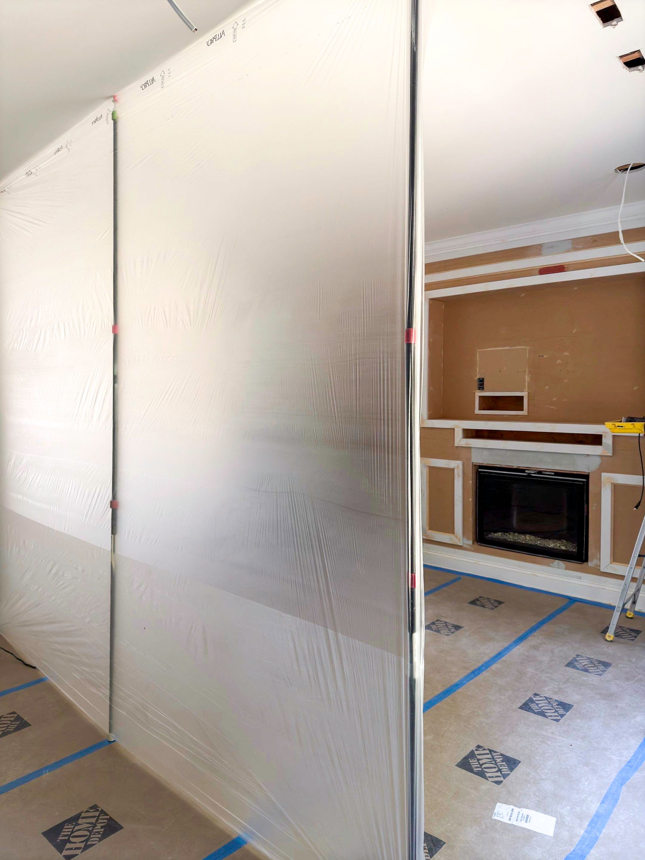 Built-in TV unit by Trendy Walls Inc.