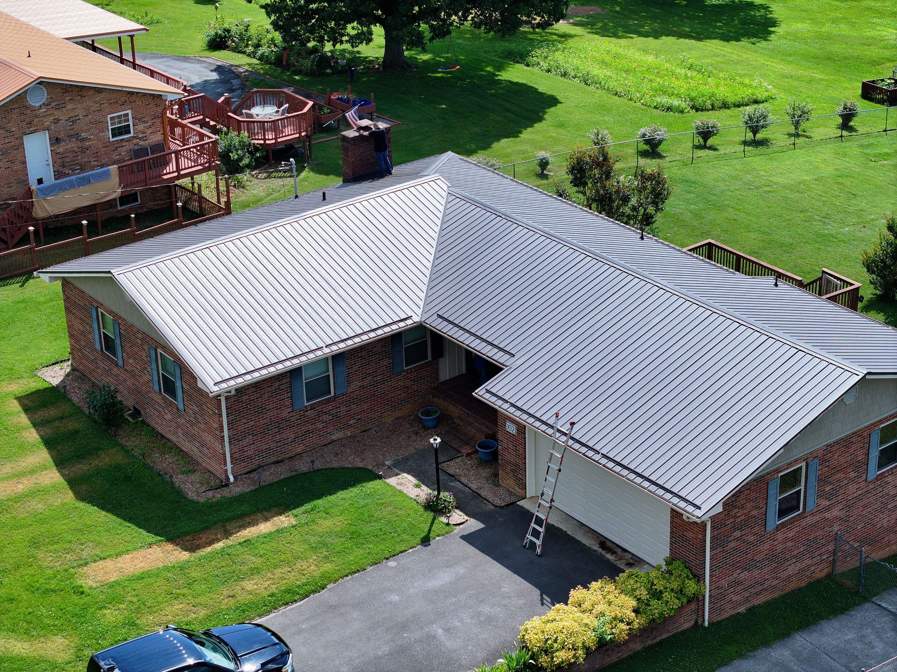 Maximoff Residence by Omnia Roofing