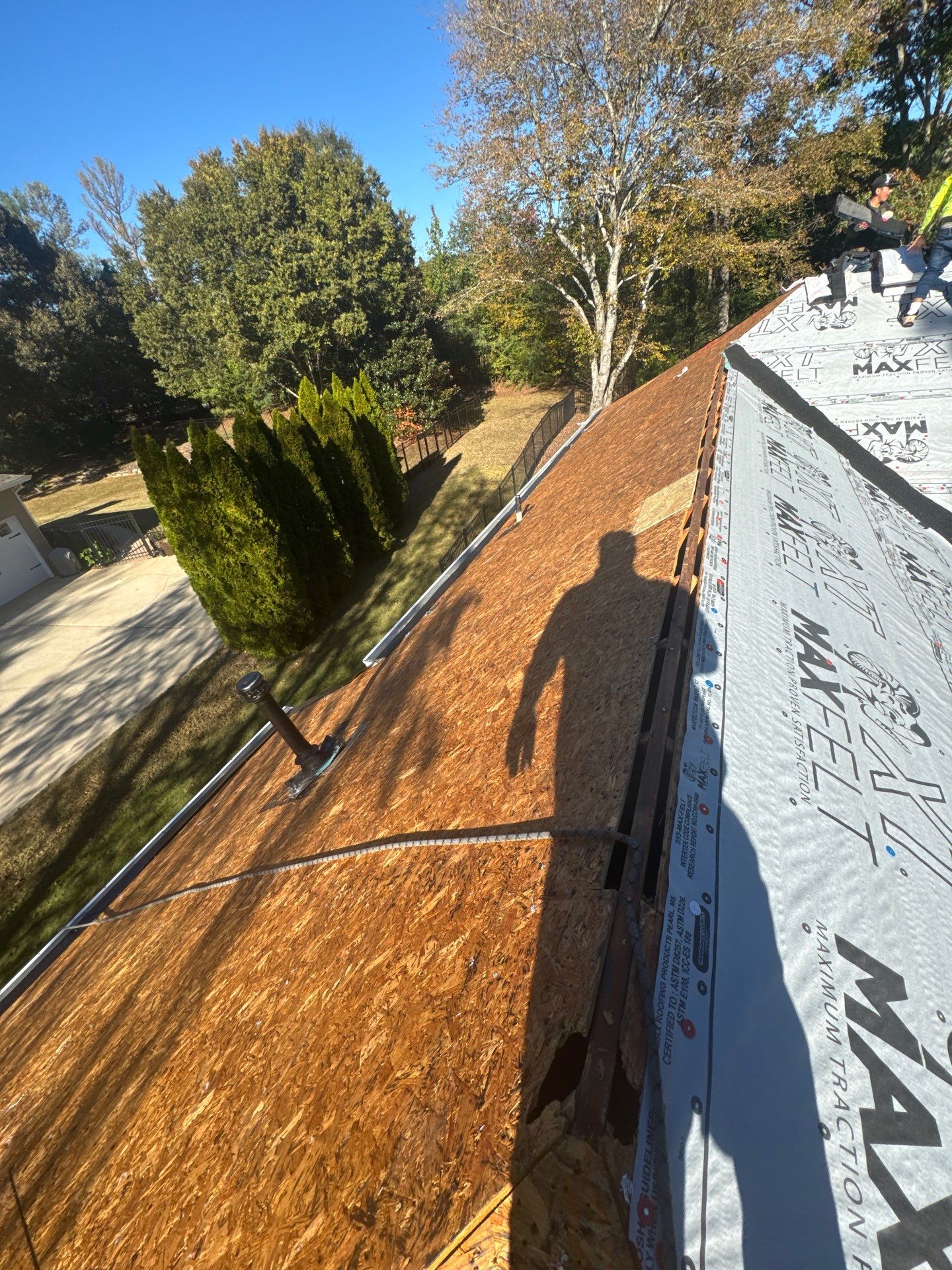 GAF Natural Shadow - Charcoal by Elite Roofing LLC