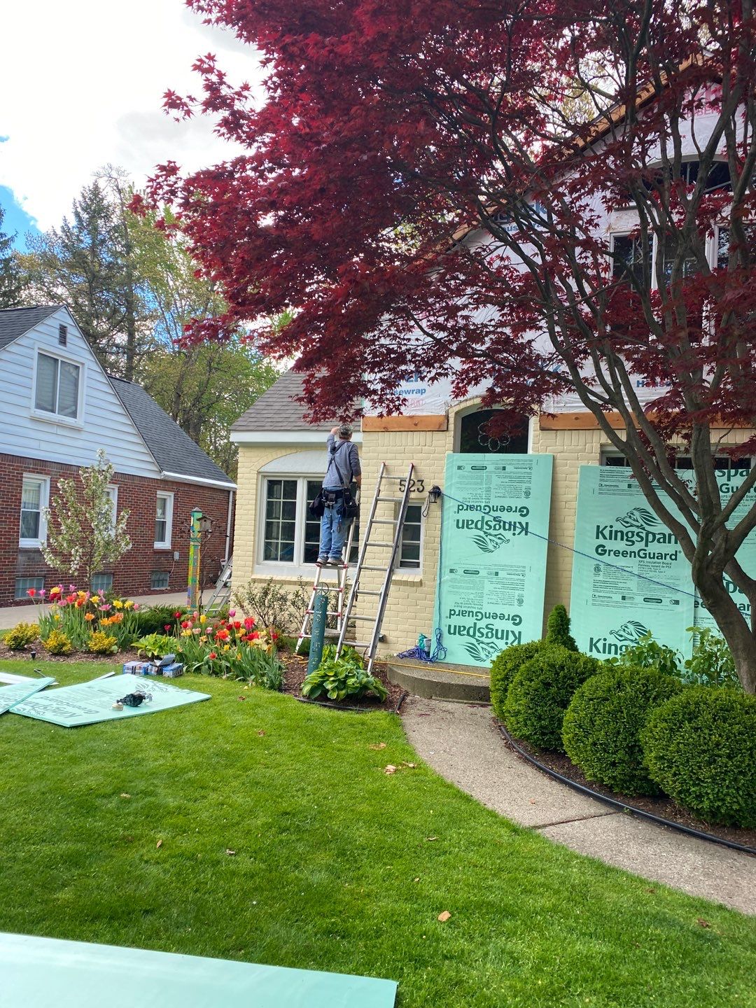 Siding Replacement using CertainTeed Restoration Classic D5 by 180 Contractors