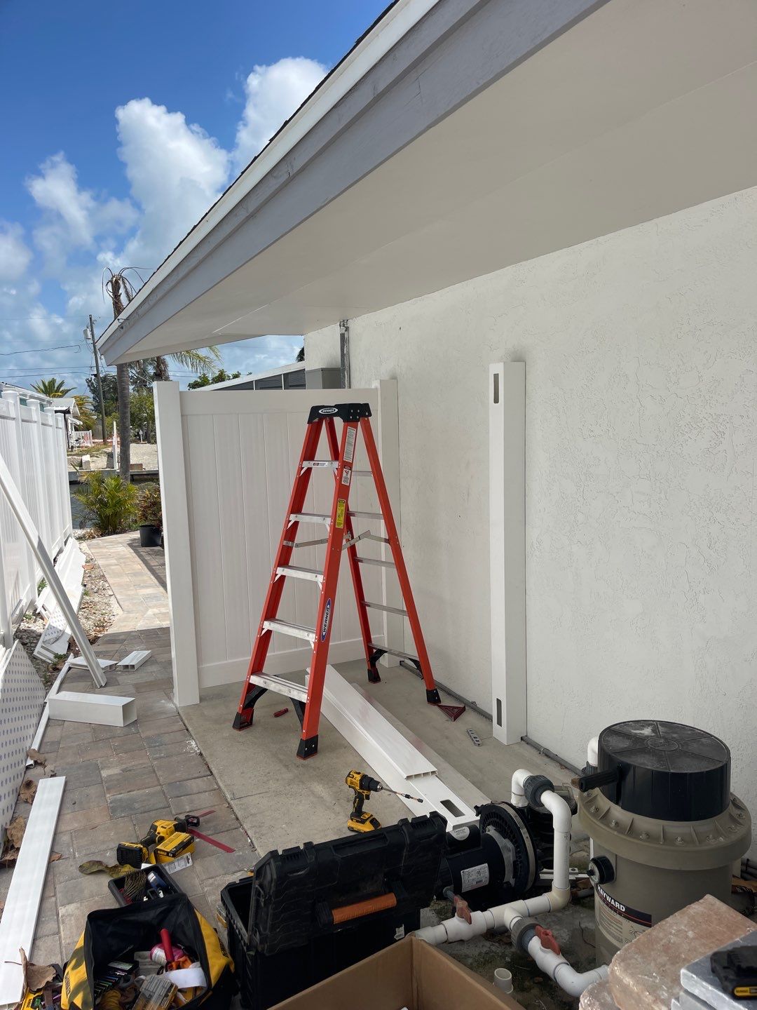 Bradenton, FL 6 ft. Tall White Vinyl Privacy Fence by Asap fence and gates, LLC