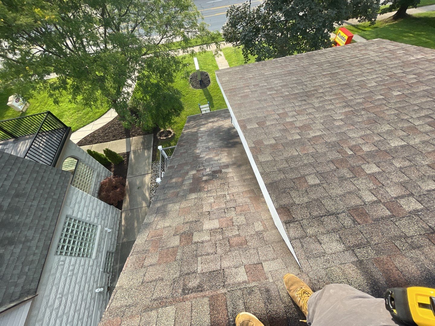 Roof Replacement using CertainTeed Landmark by 180 Contractors