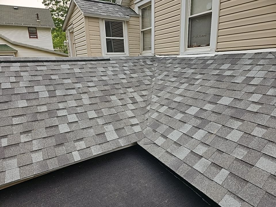 ATLAS PINNACLE COLOR: COASTAL GRANITE by Eagle Eye Roofing