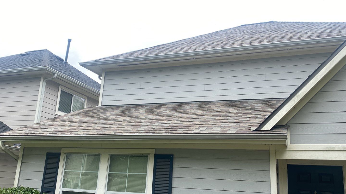 Residential Roofing Installation using Owen's Corning Duration (Lifetime) Shingles by Roof Repair Company