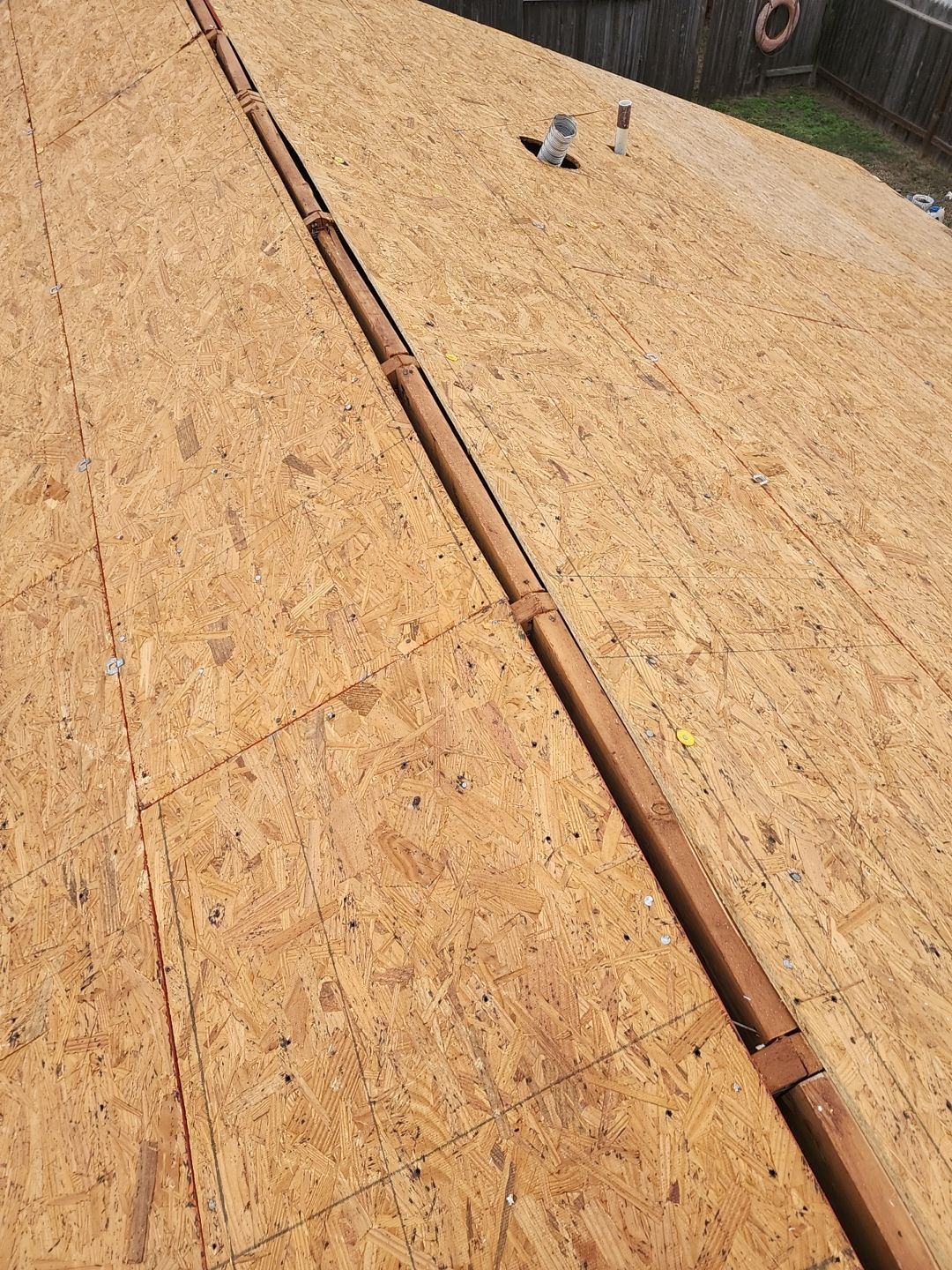 Residential Roofing Installation using Owen's Corning Duration (Lifetime) Shingles by Roof Repair Company