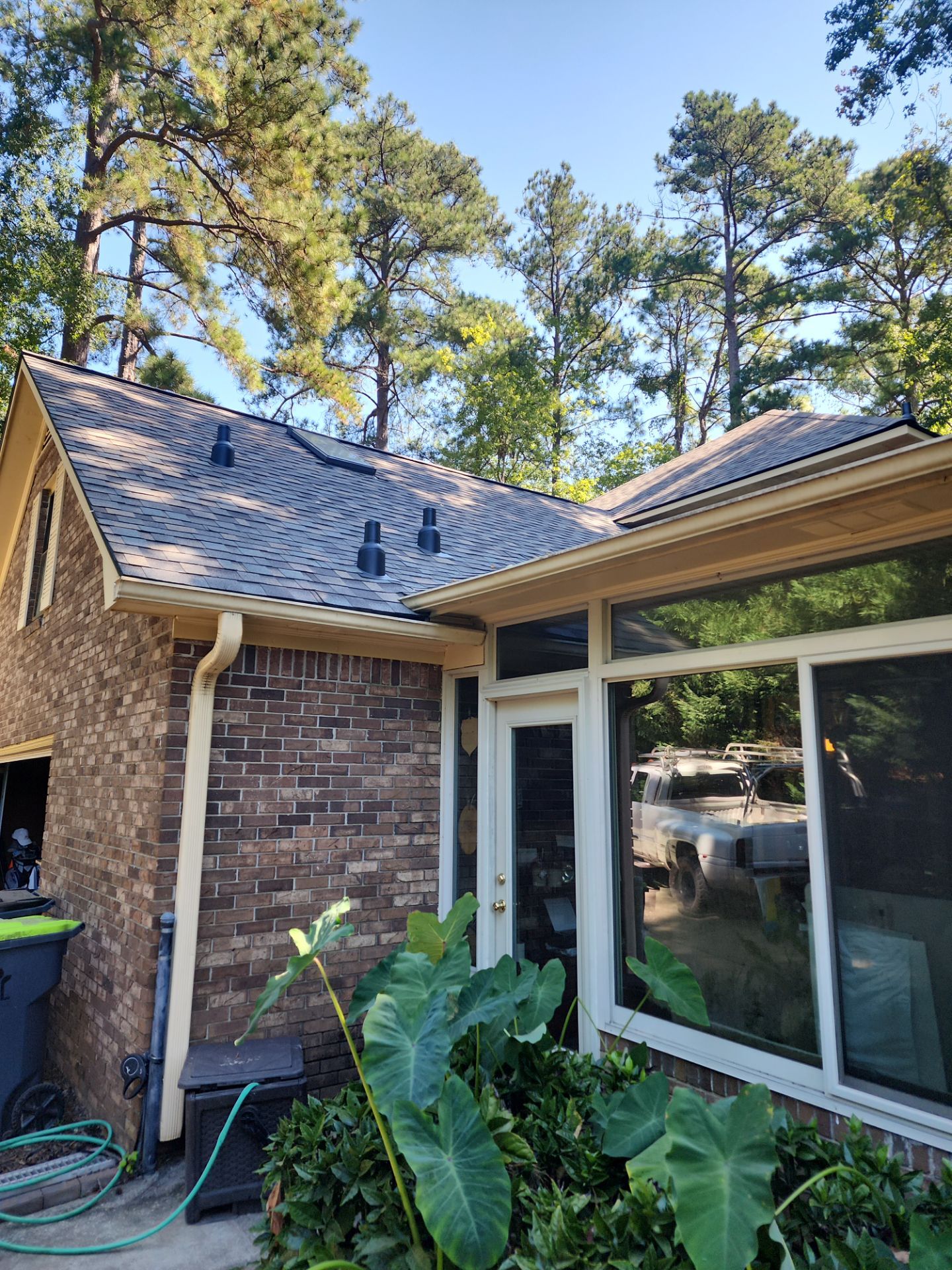 NEW ROOF WITH TRIM RESTORATION by Indigo State Roofing