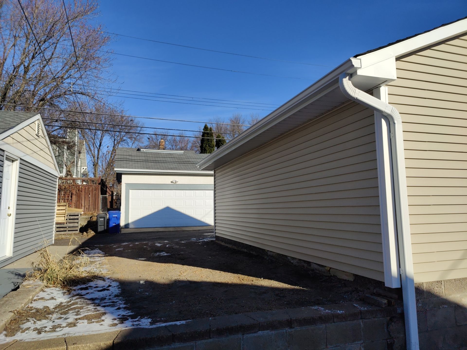 5" Gutters in St. Paul by Next Level Seamless Gutters / Exteriors Inc.