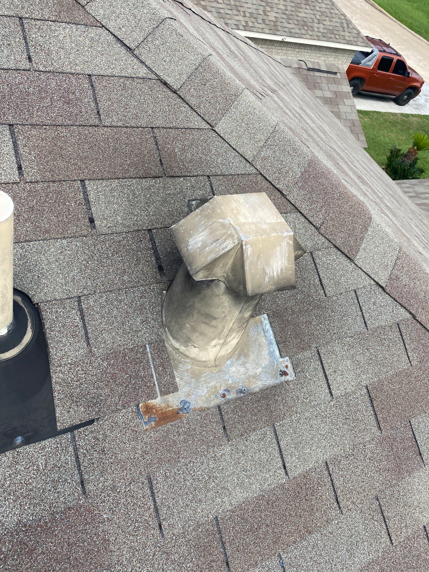 Hail Damage using Owen's Corning Duration (Lifetime) Shingles by Roof Repair Company
