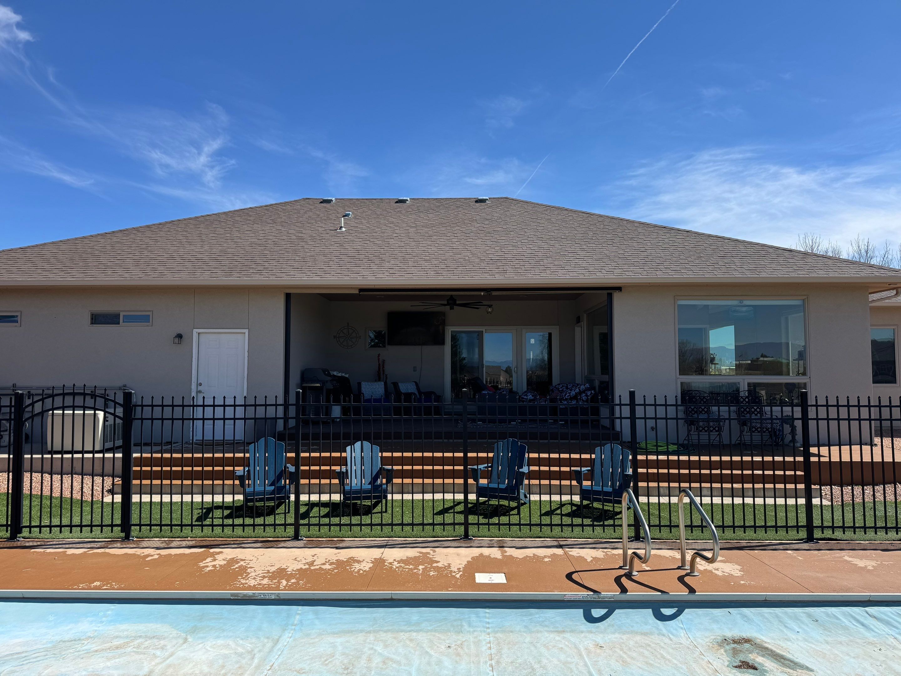 Progressive MagnaTrack Screens using Progressive MagnaTrack Screens by Outdoor Solutions Colorado