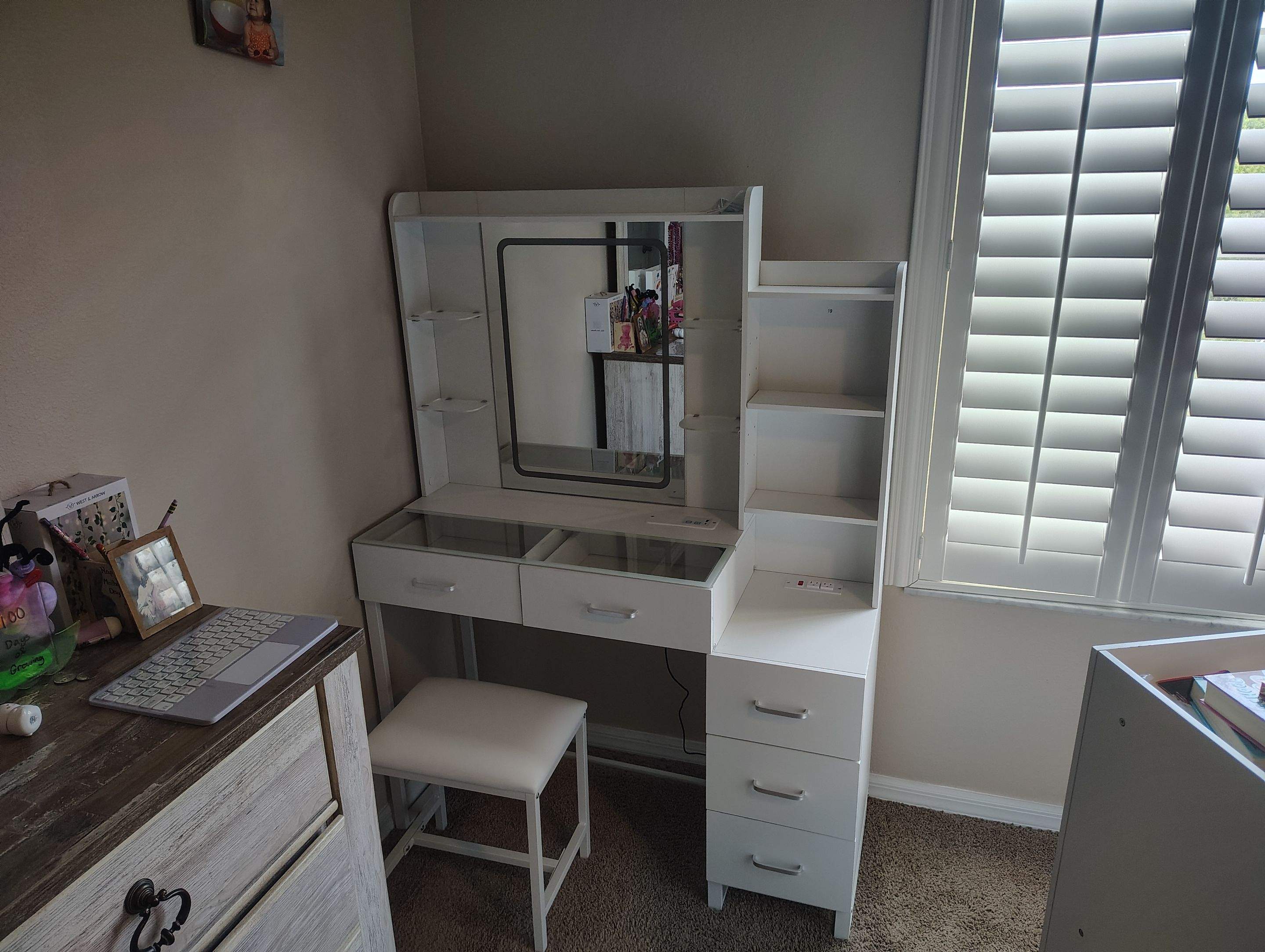 B&L LABOR SERVICES LLC featured photo.