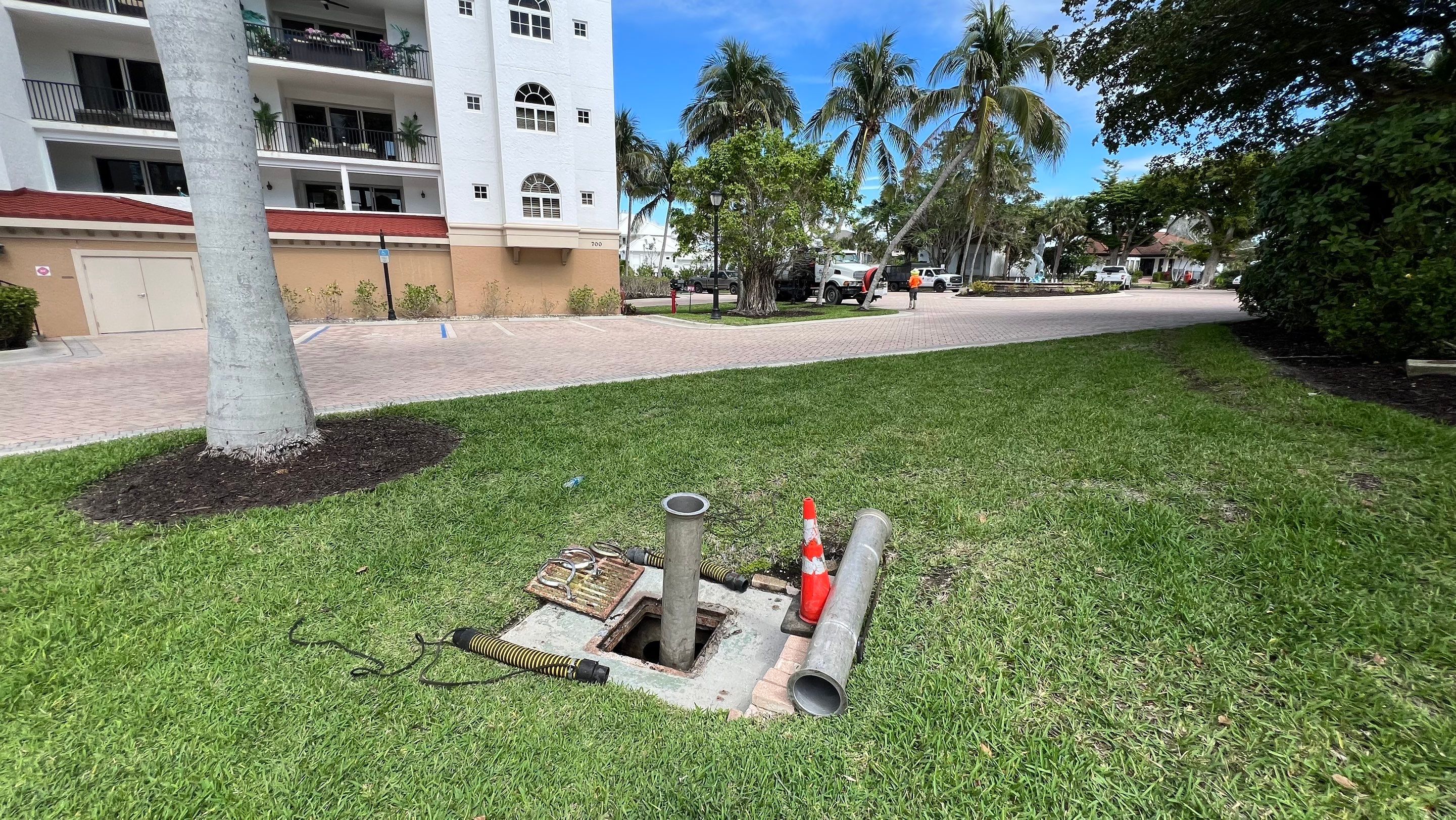 Condo Parking Garage Cleanup and Stormwater System Maintenance by APS Power & Water