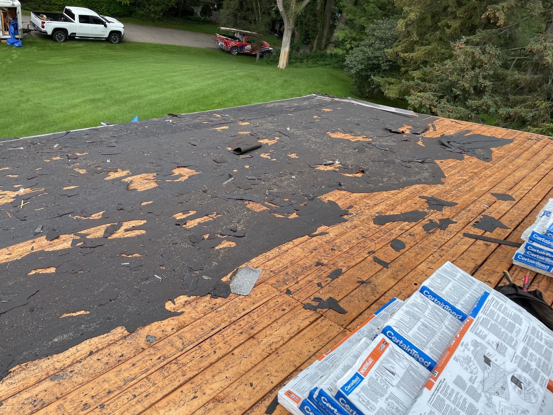 Roof Replacement using CertainTeed Landmark by 180 Contractors