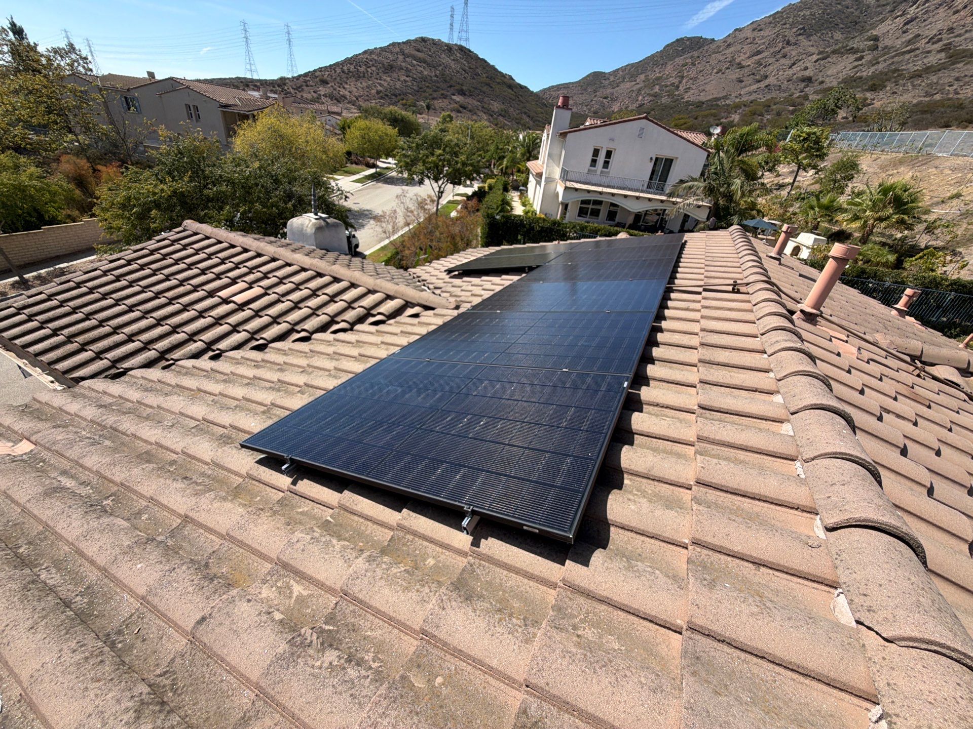Thousand Oaks Solar Panel Installation with Tesla Powerwall 3 Backup by AWS Solar