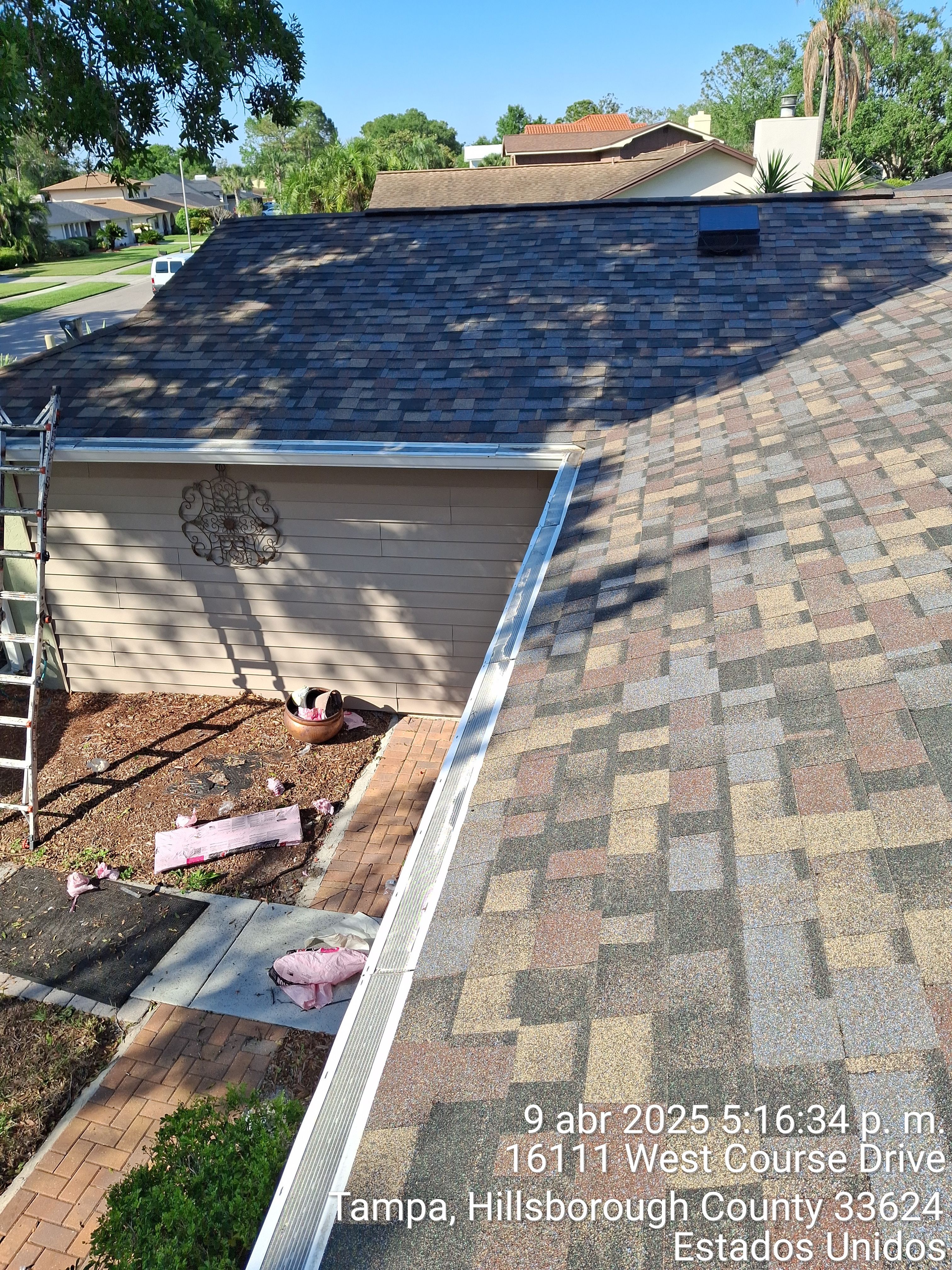 Owens Corning Designer Series (Summer Harvest) by RoofGuru AI LLC